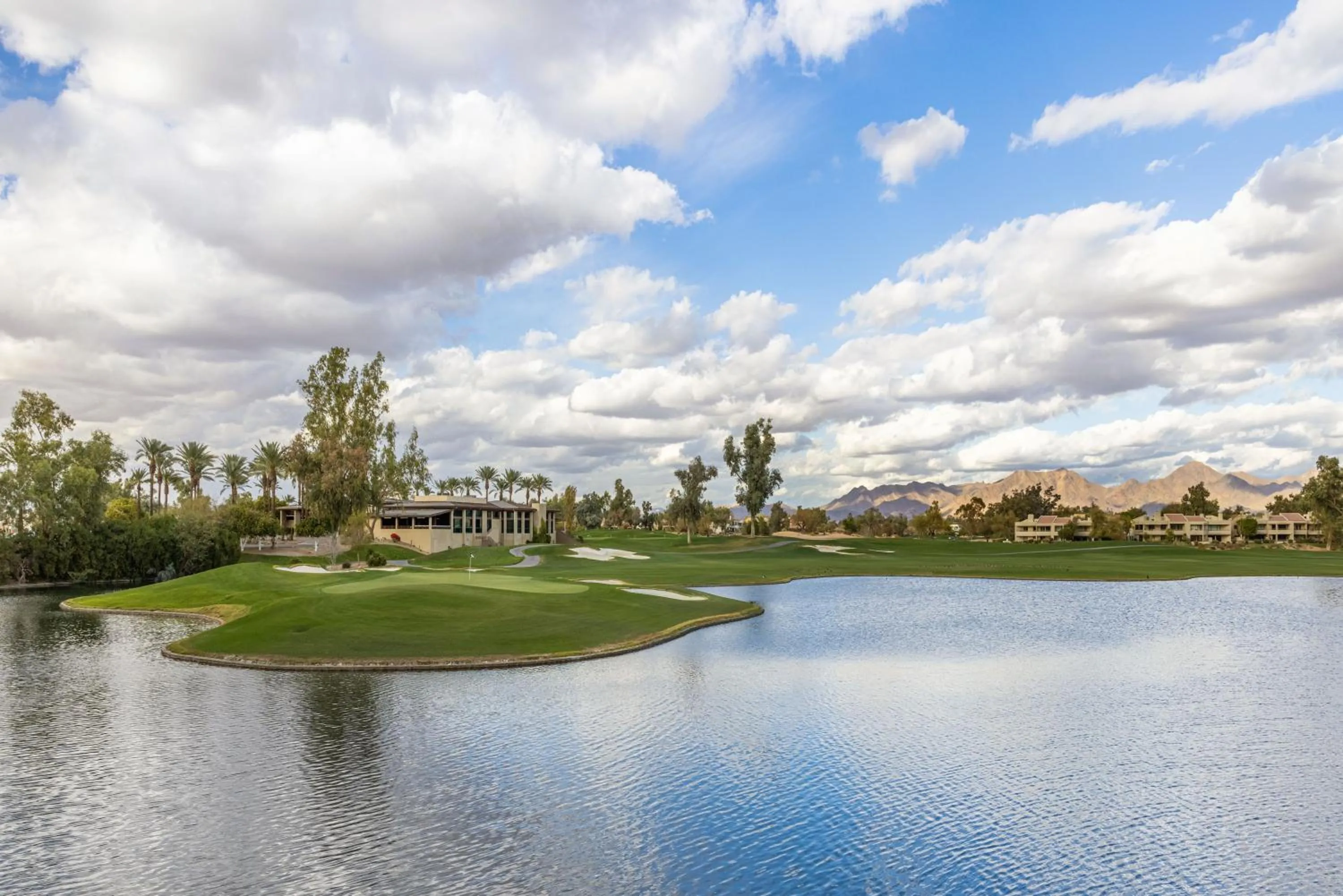 Natural landscape in Grand Hyatt Scottsdale Resort