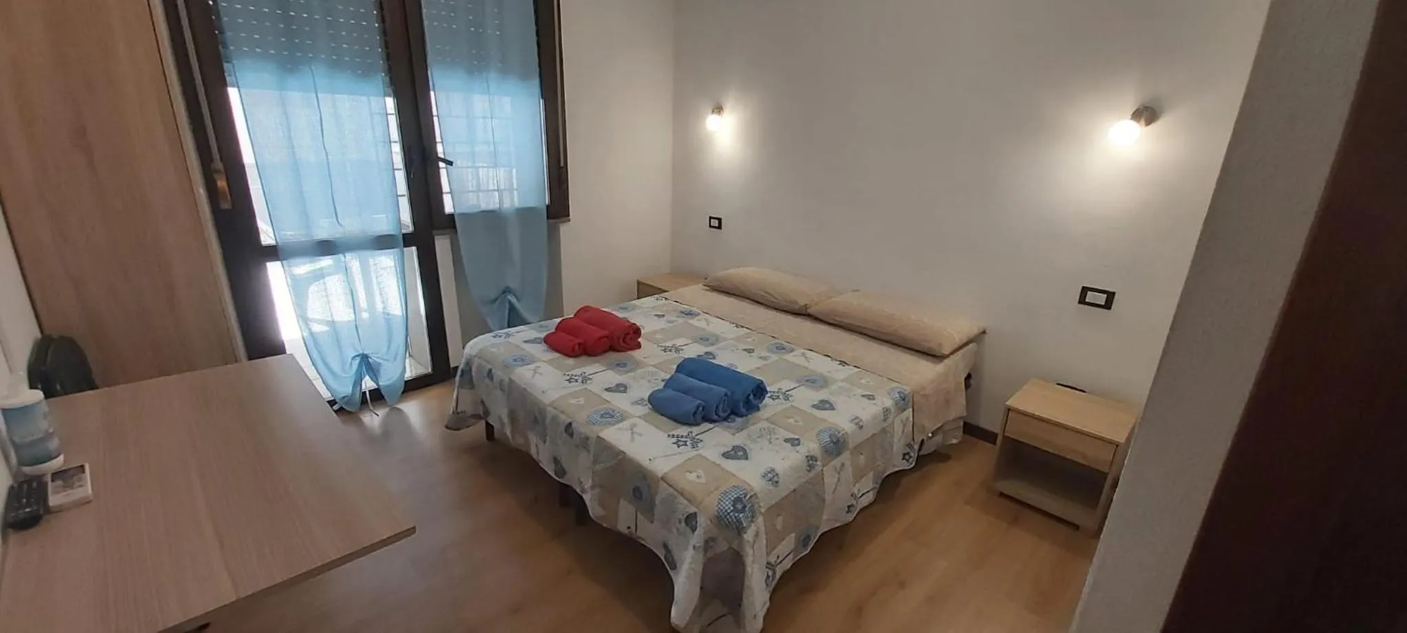 Bedroom, Bed in Blu&Blu