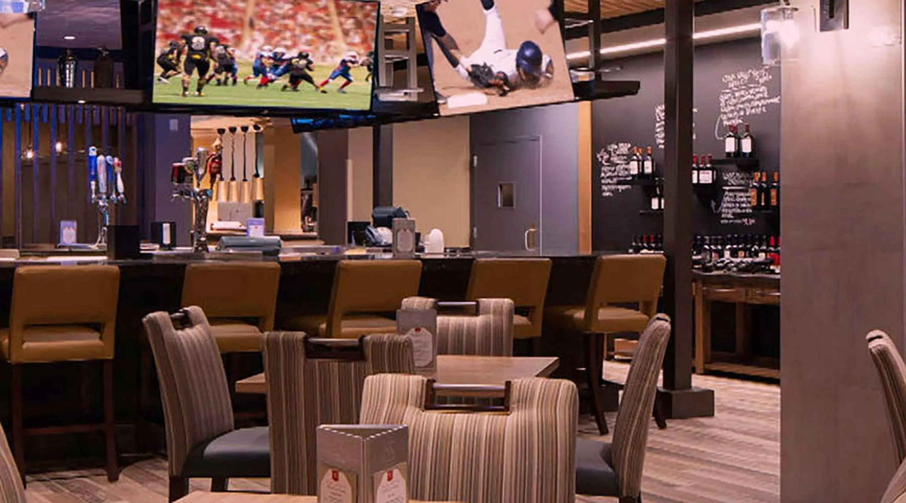 Restaurant/places to eat in Isle Casino Hotel Bettendorf