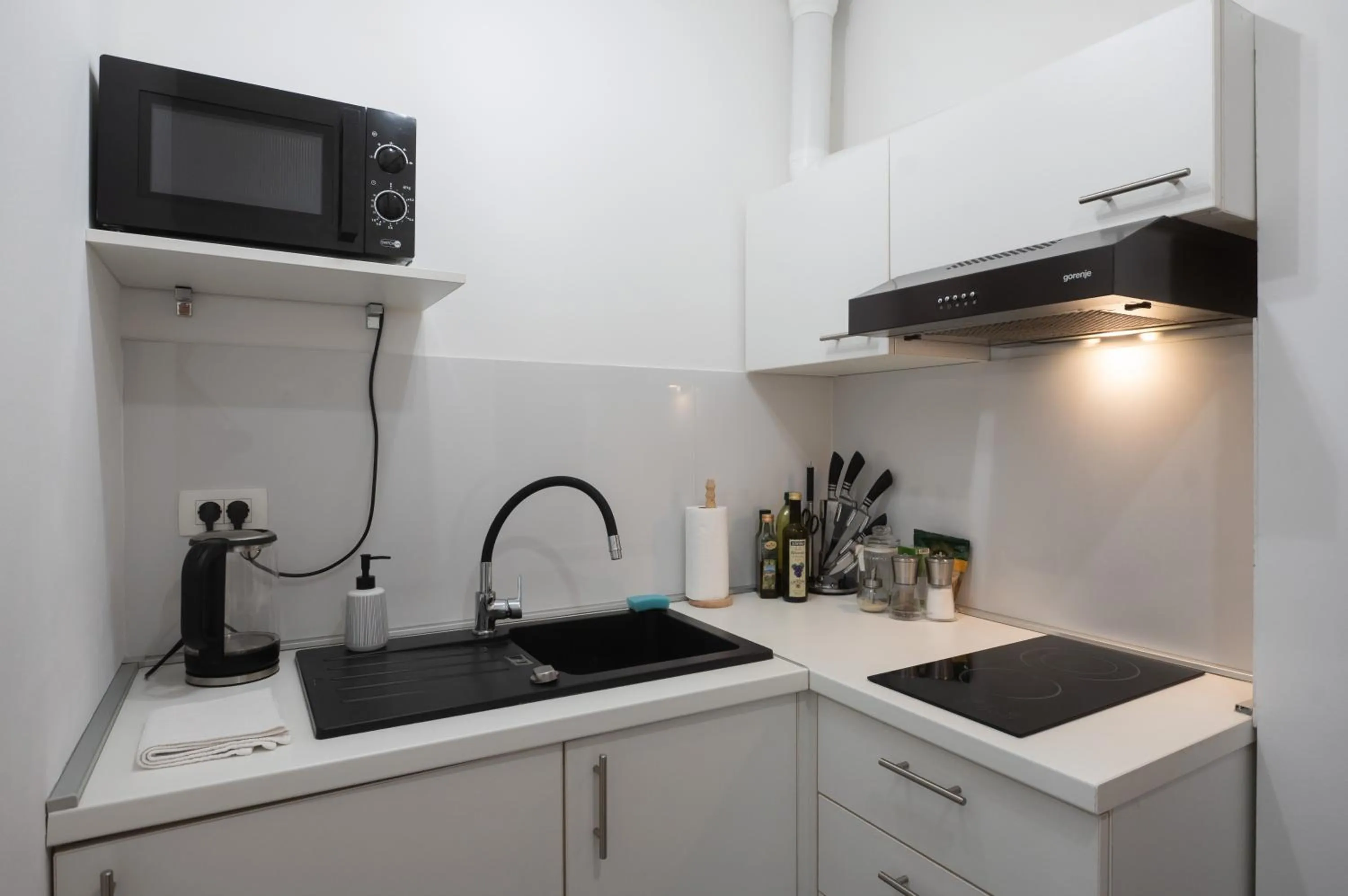 Kitchen or kitchenette in Pyrotima Apartments