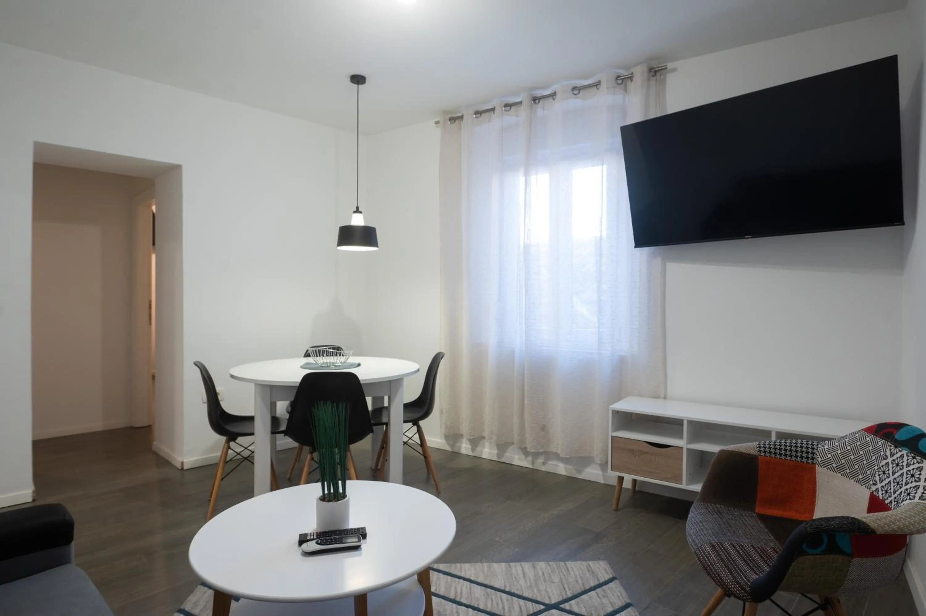 TV and multimedia in Pyrotima Apartments