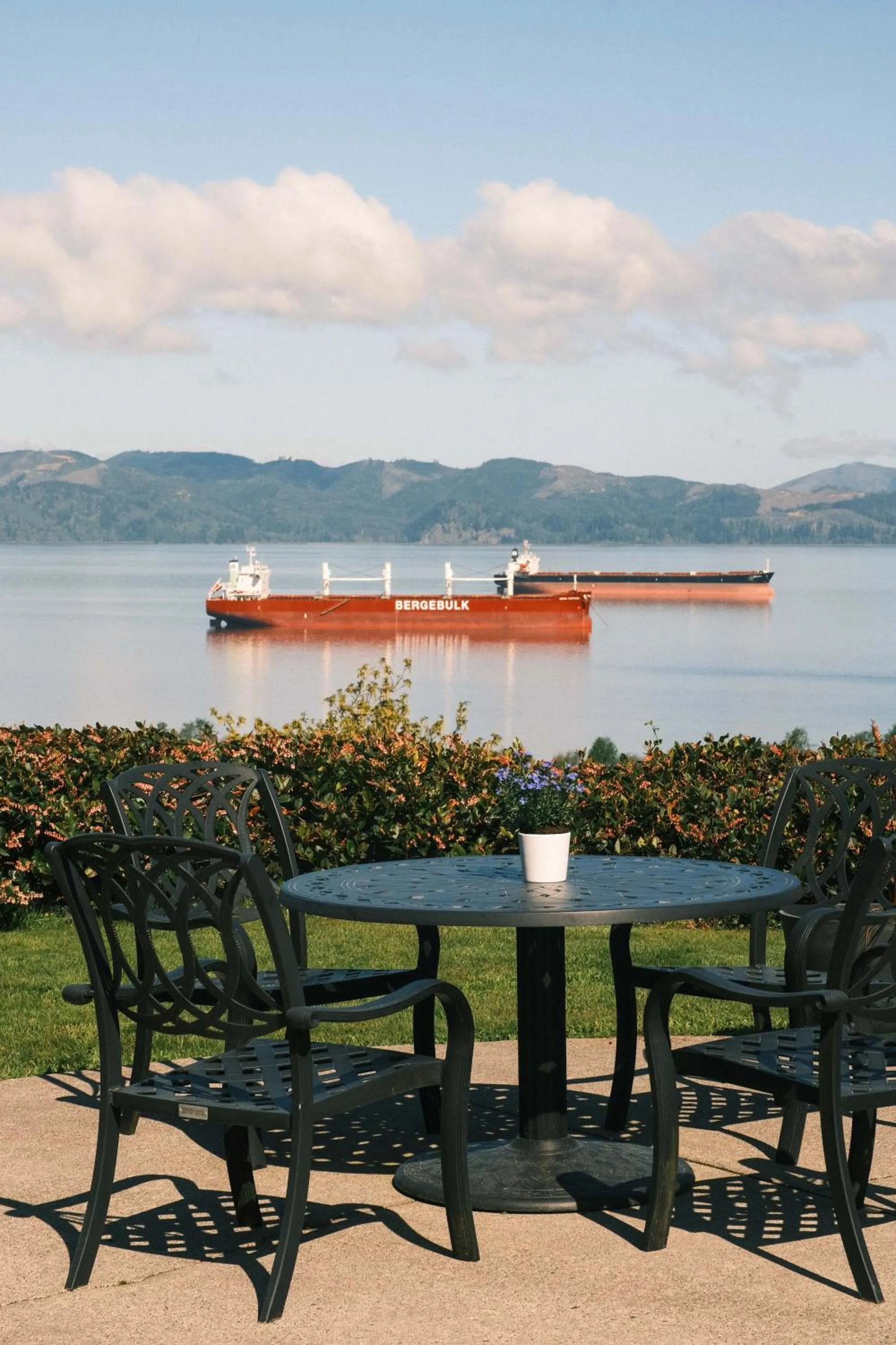 Astoria Crest Hotel