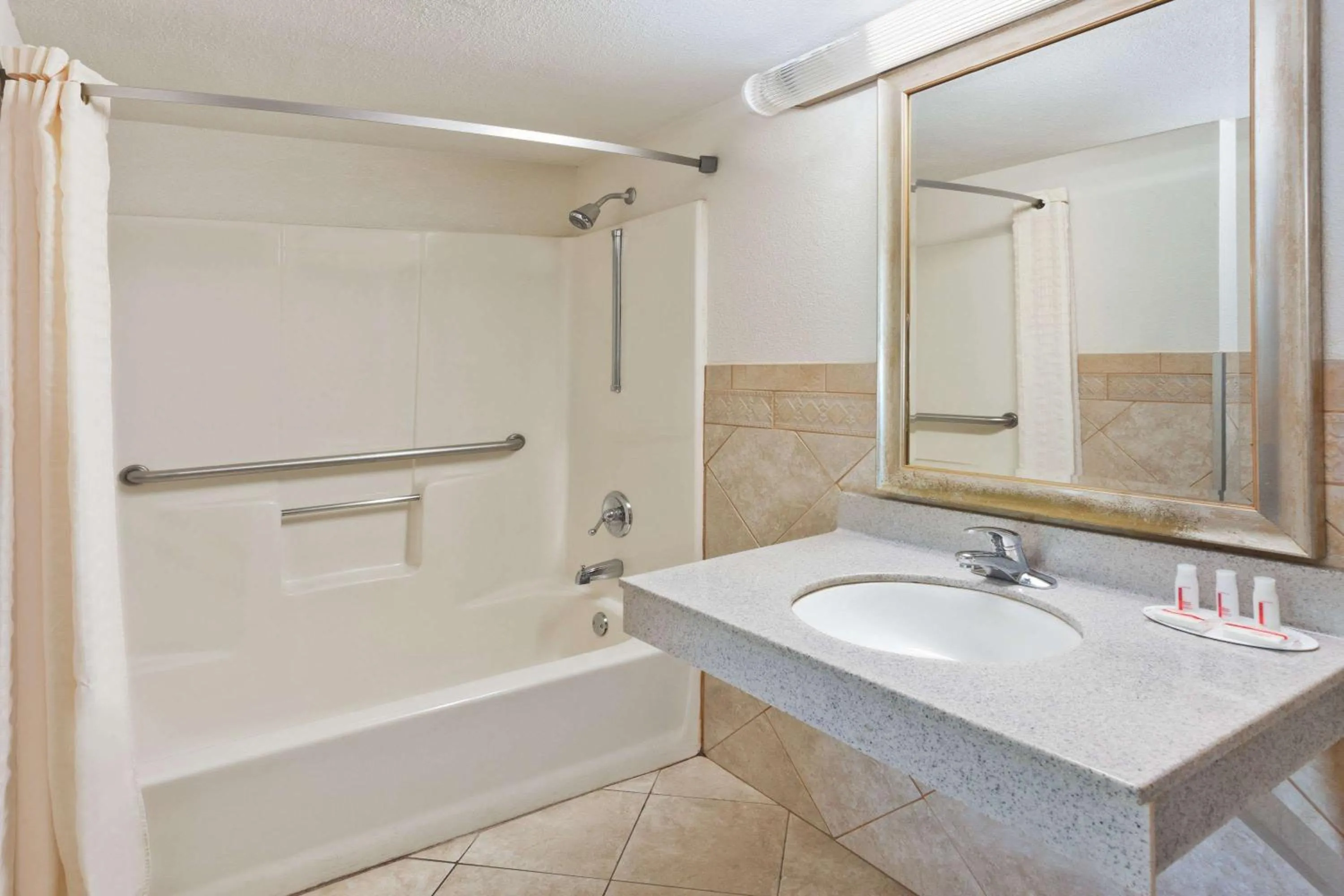 Bathroom in Super 8 by Wyndham Ringgold Chattanooga Area