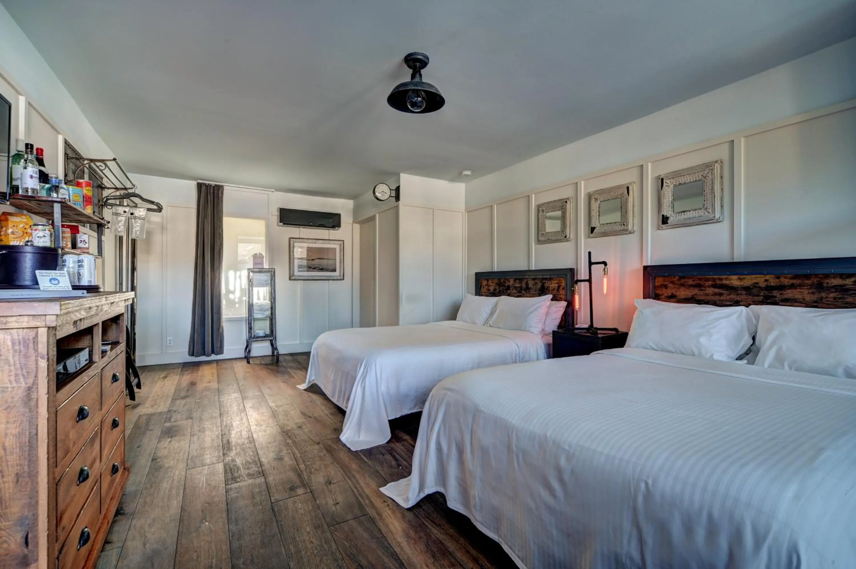 Photo of the whole room, Bed in The Montauk Beach House