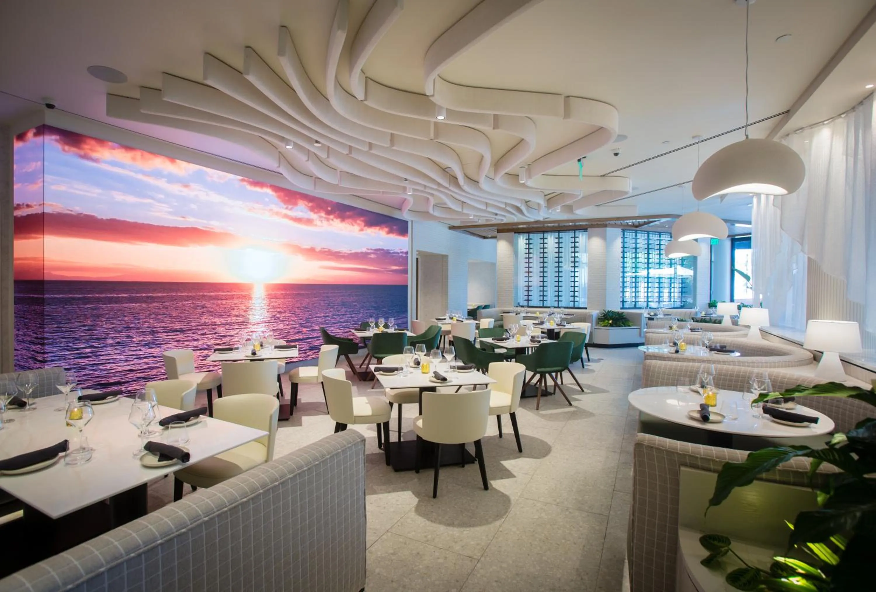 Restaurant/places to eat in Hyatt Regency Irvine