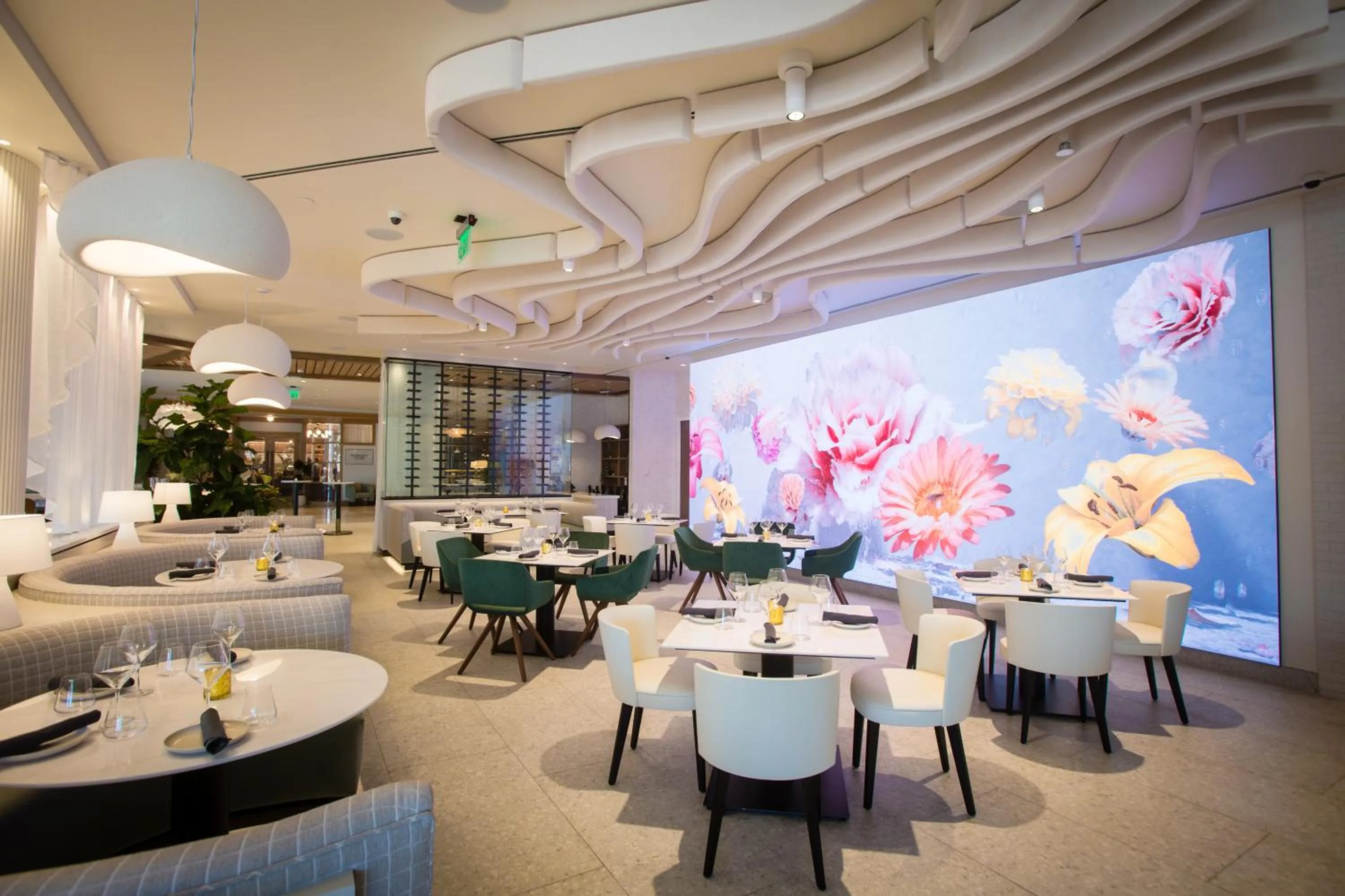 Restaurant/places to eat in Hyatt Regency Irvine