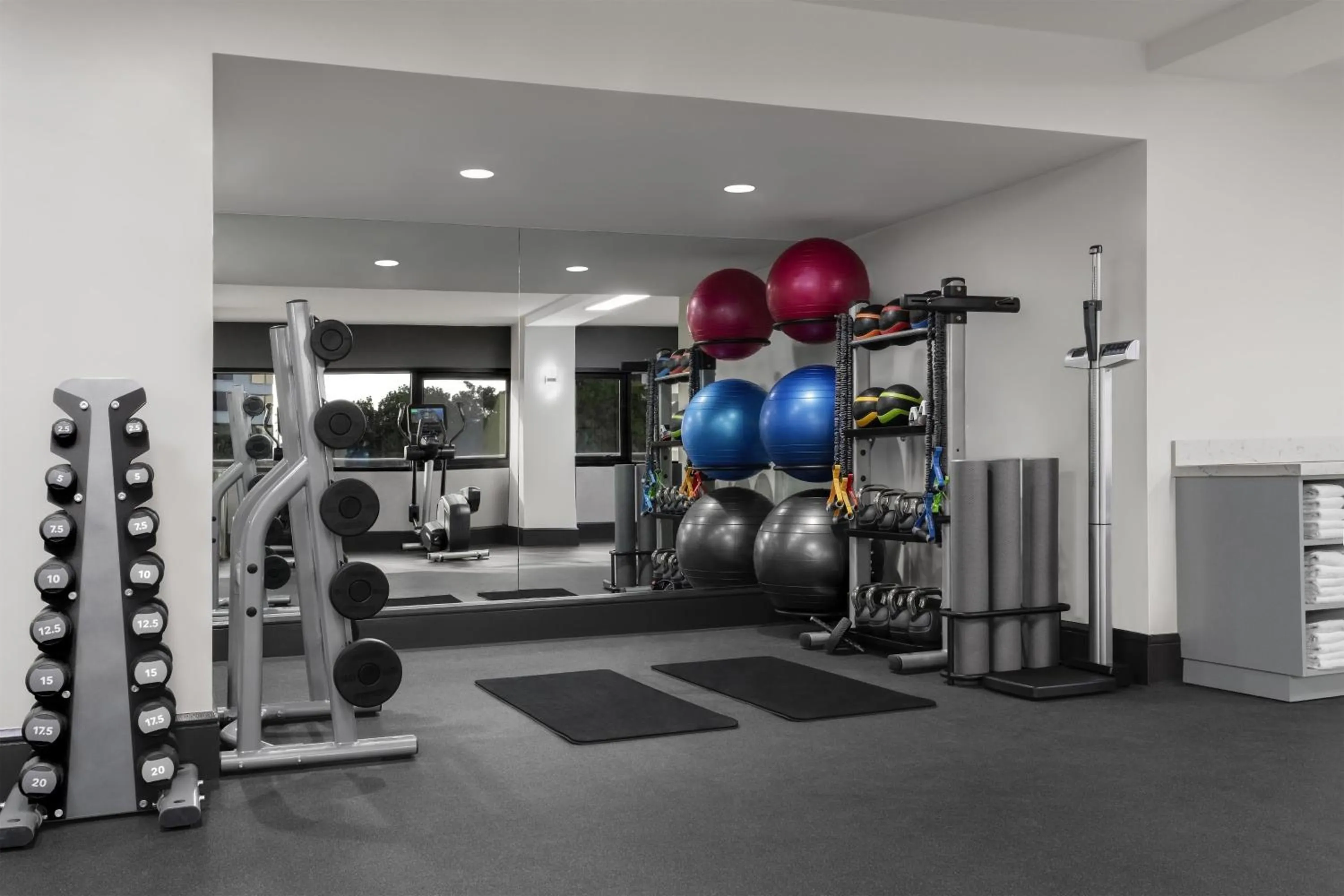 Fitness centre/facilities in Hyatt Regency Irvine