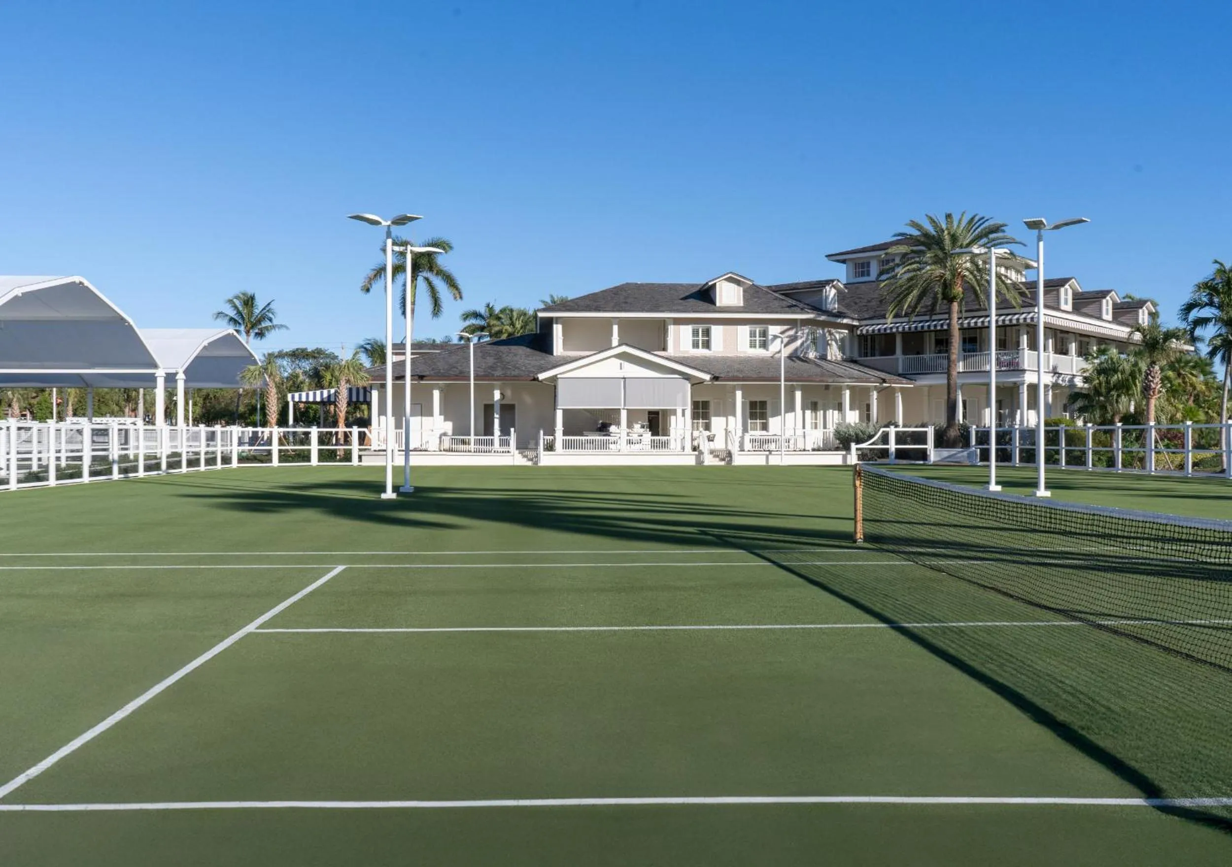 Tennis court in The Breakers Palm Beach
