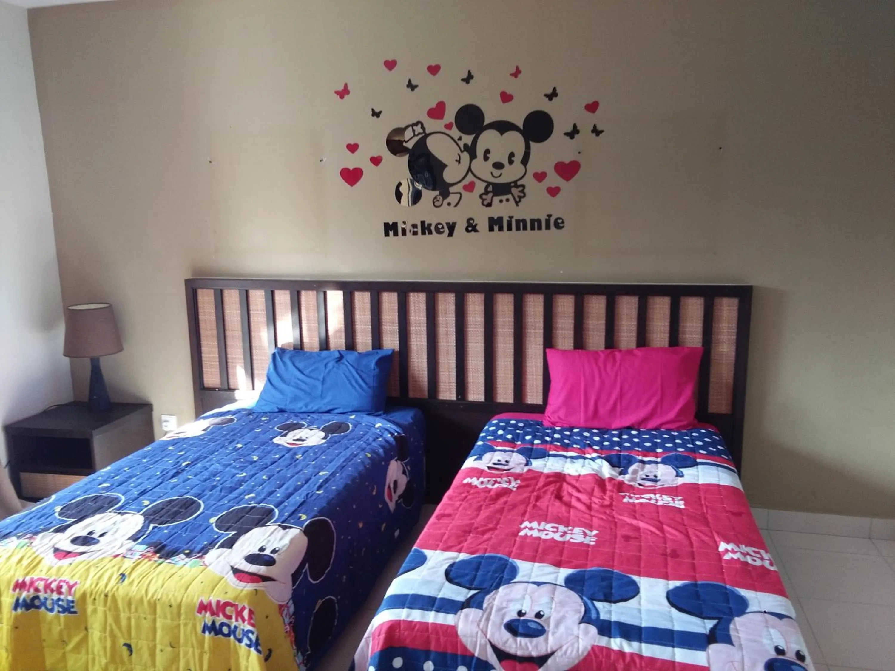 Bed in Gold Coast Morib International Resort 摩立黄金海岸度假屋