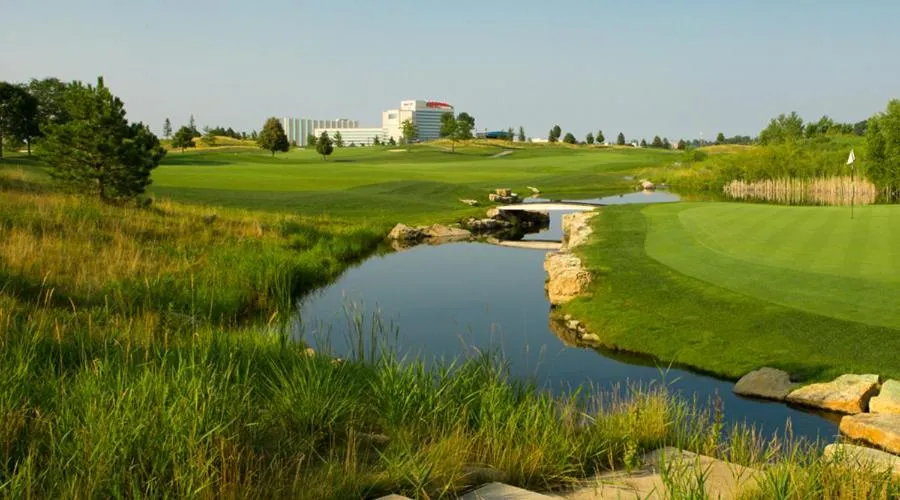 Mystic Lake Casino Hotel