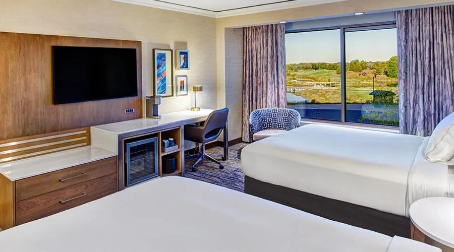 Bed in Mystic Lake Casino Hotel