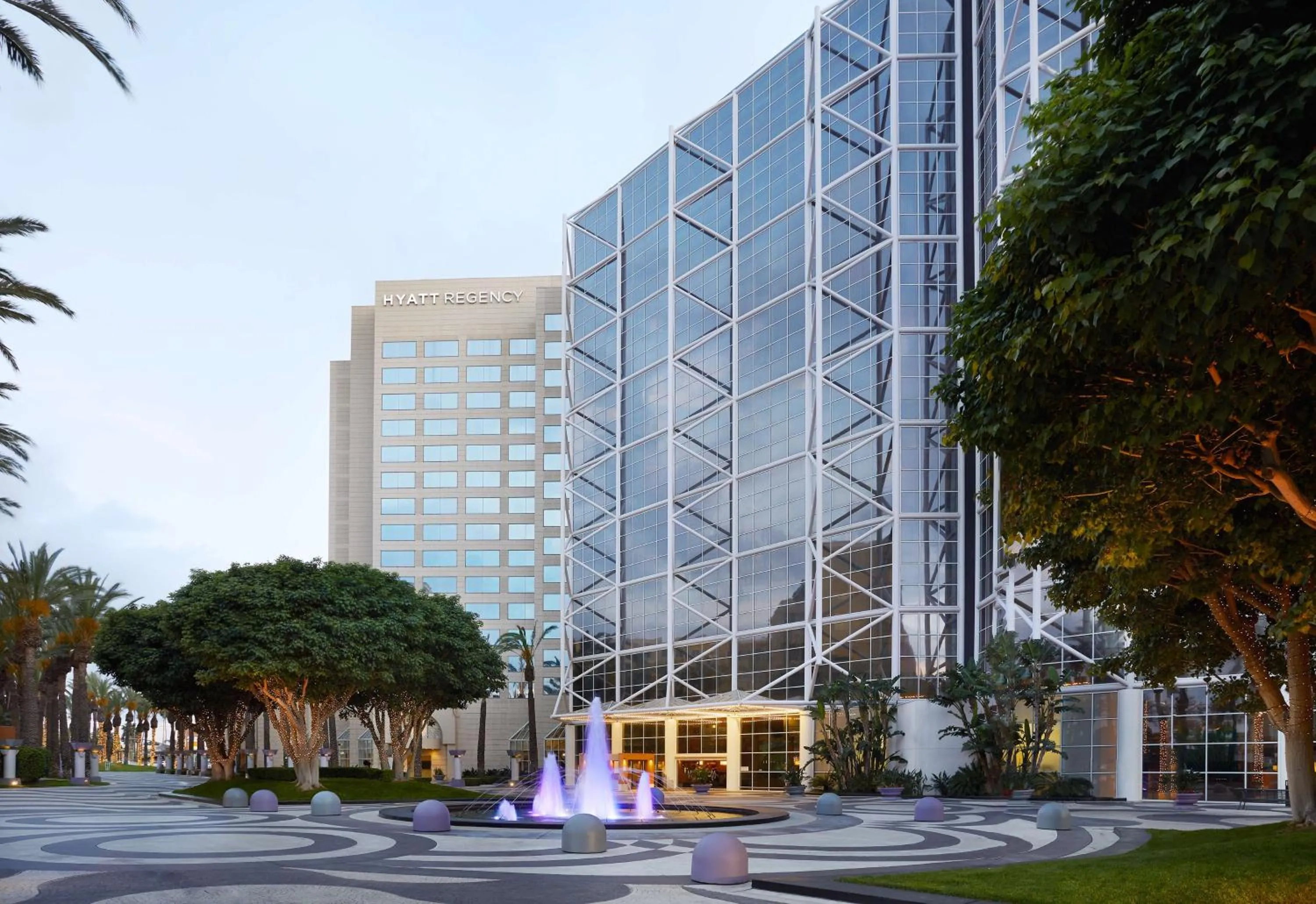 Property building in Hyatt Regency Orange County