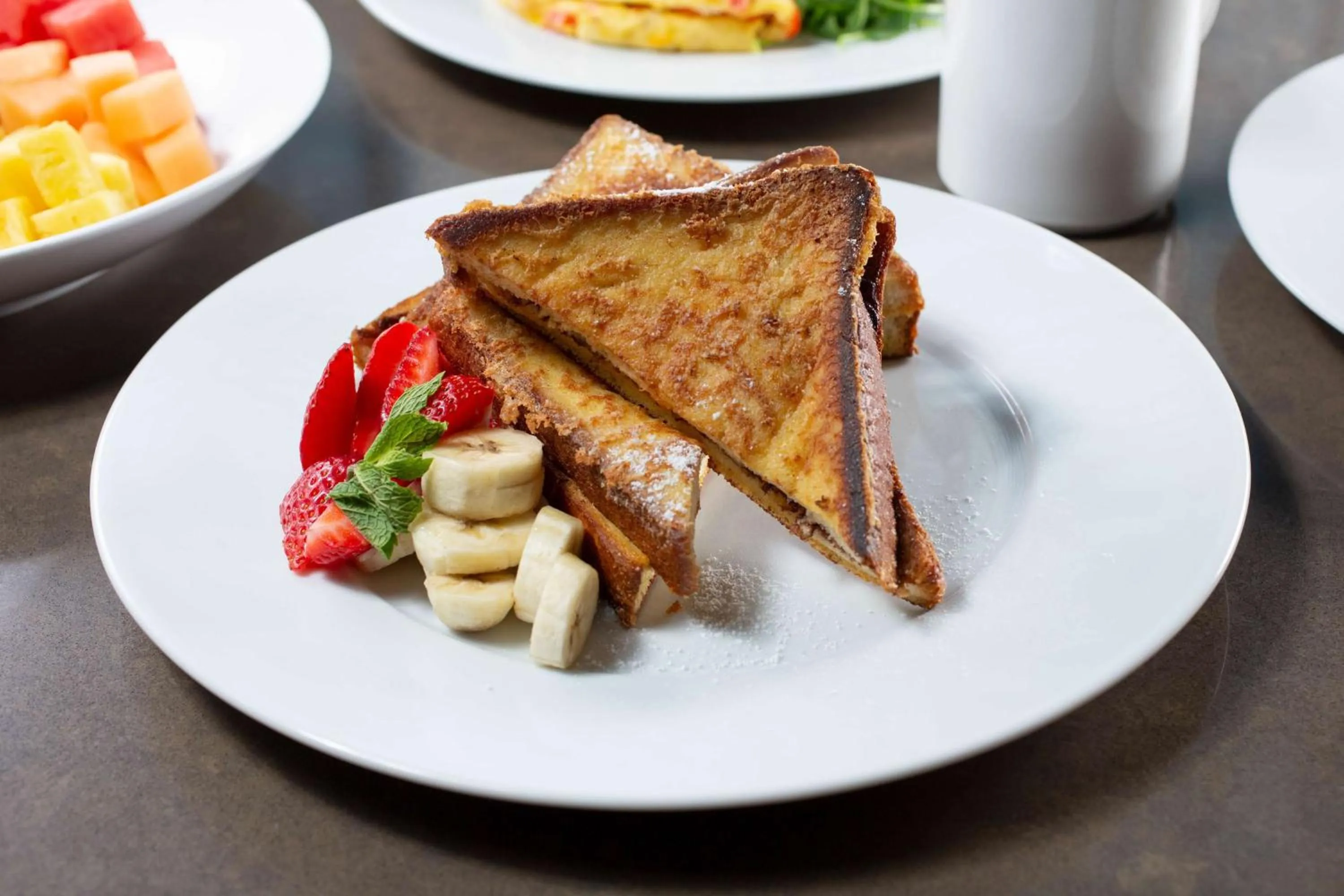 Restaurant/places to eat in Hyatt Regency Orange County