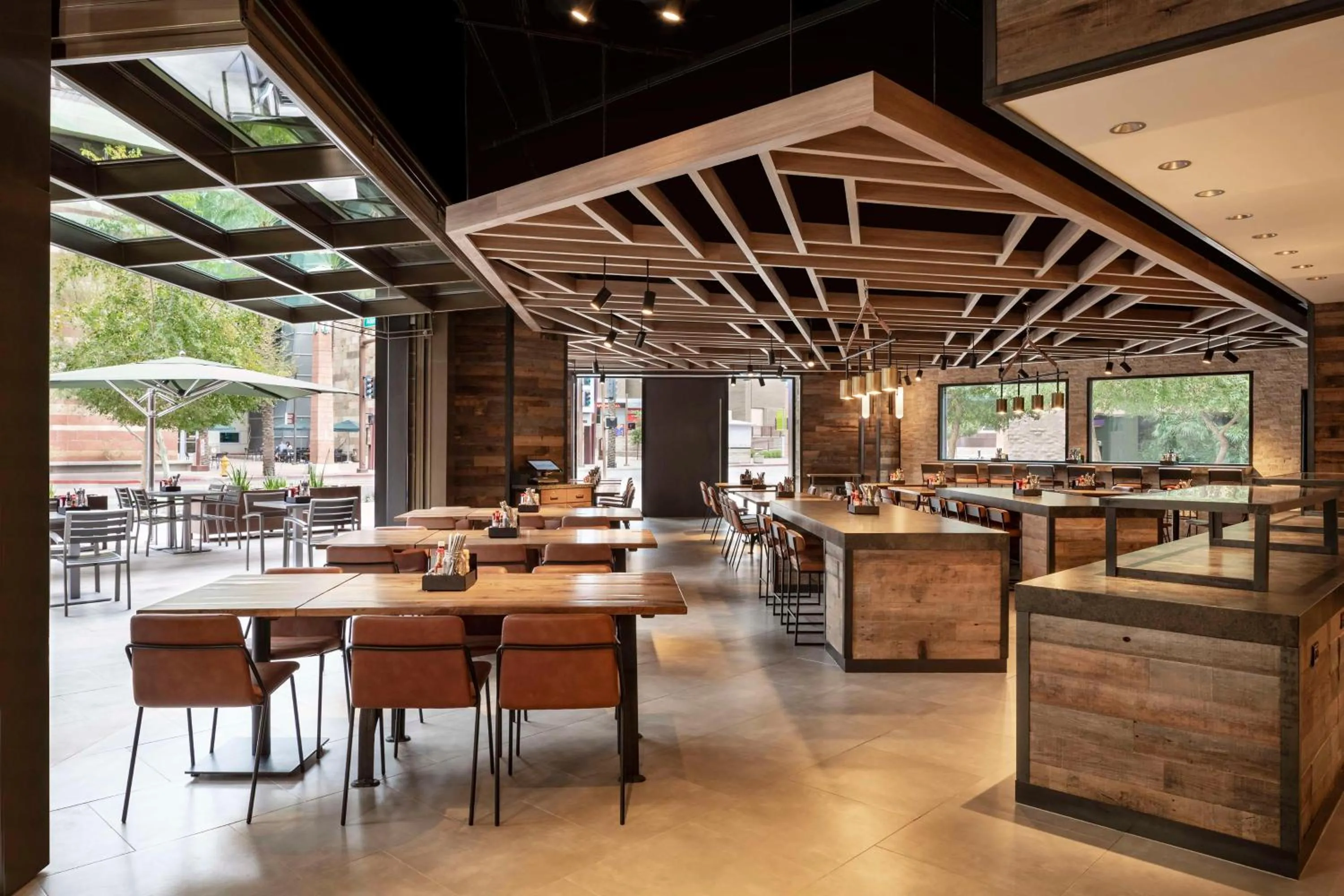 Restaurant/places to eat in Hyatt Regency Phoenix Downtown