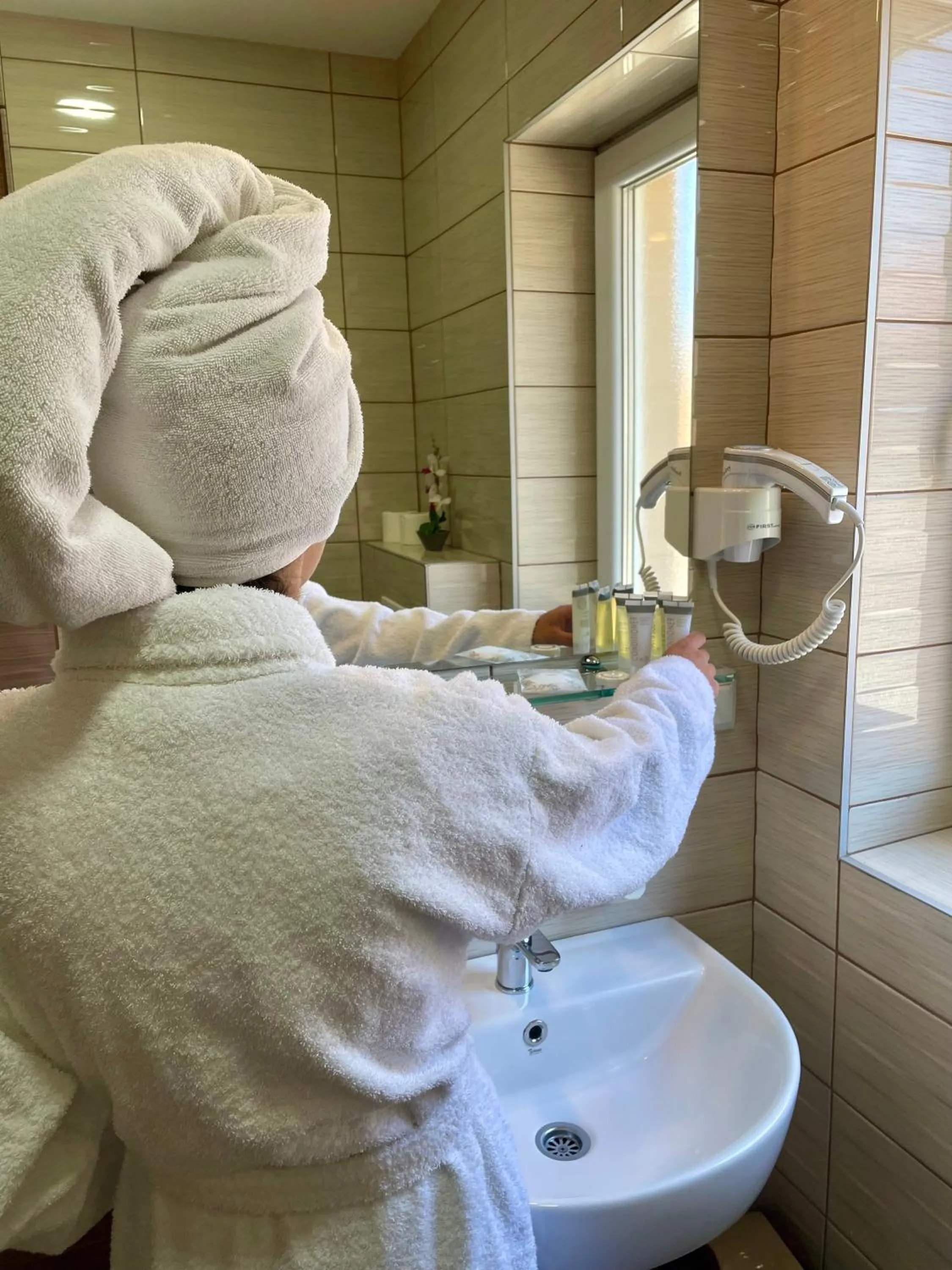 Bathroom in Hotel Nacional Free Parking