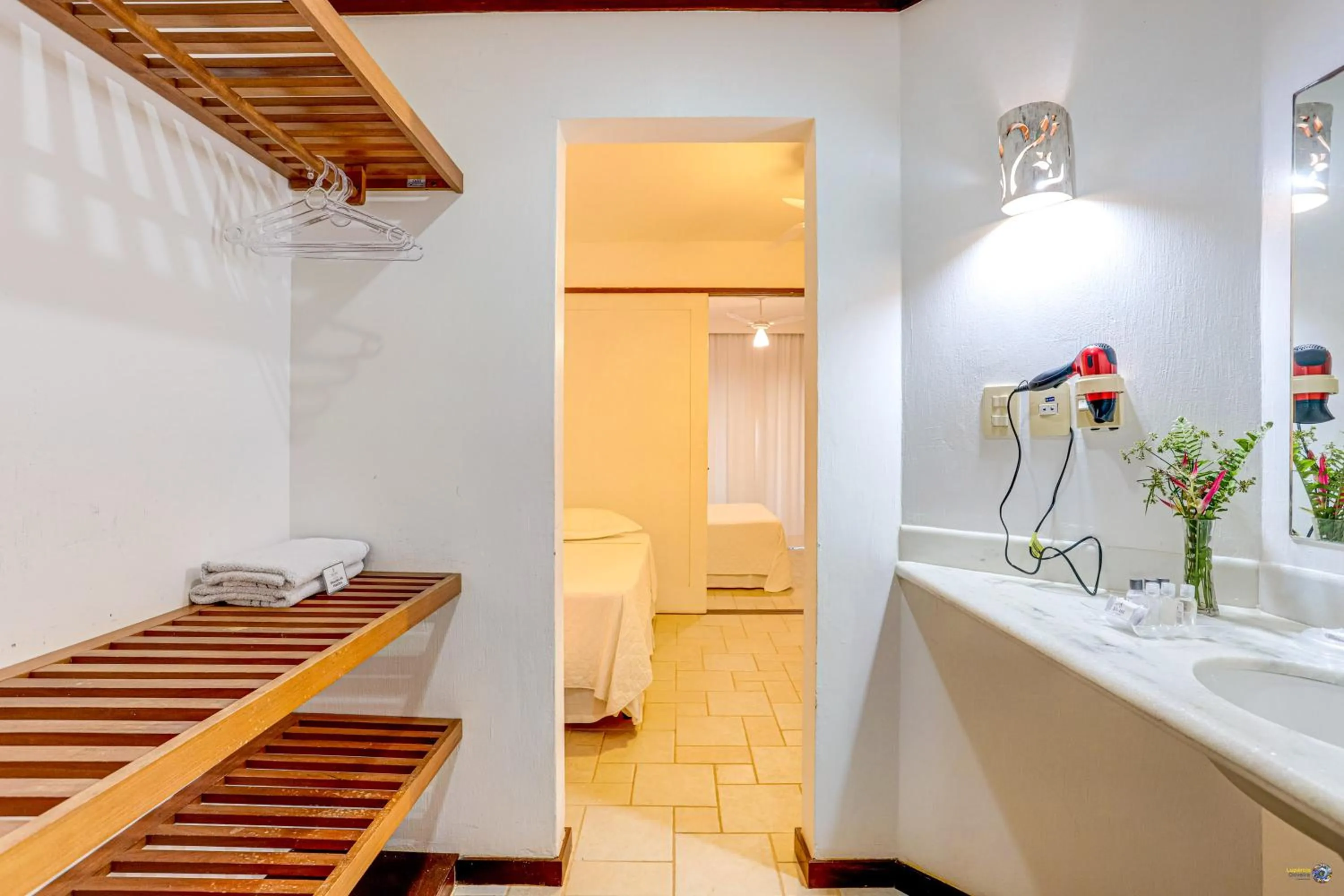 Toilet in São José Beach Club & Hotel