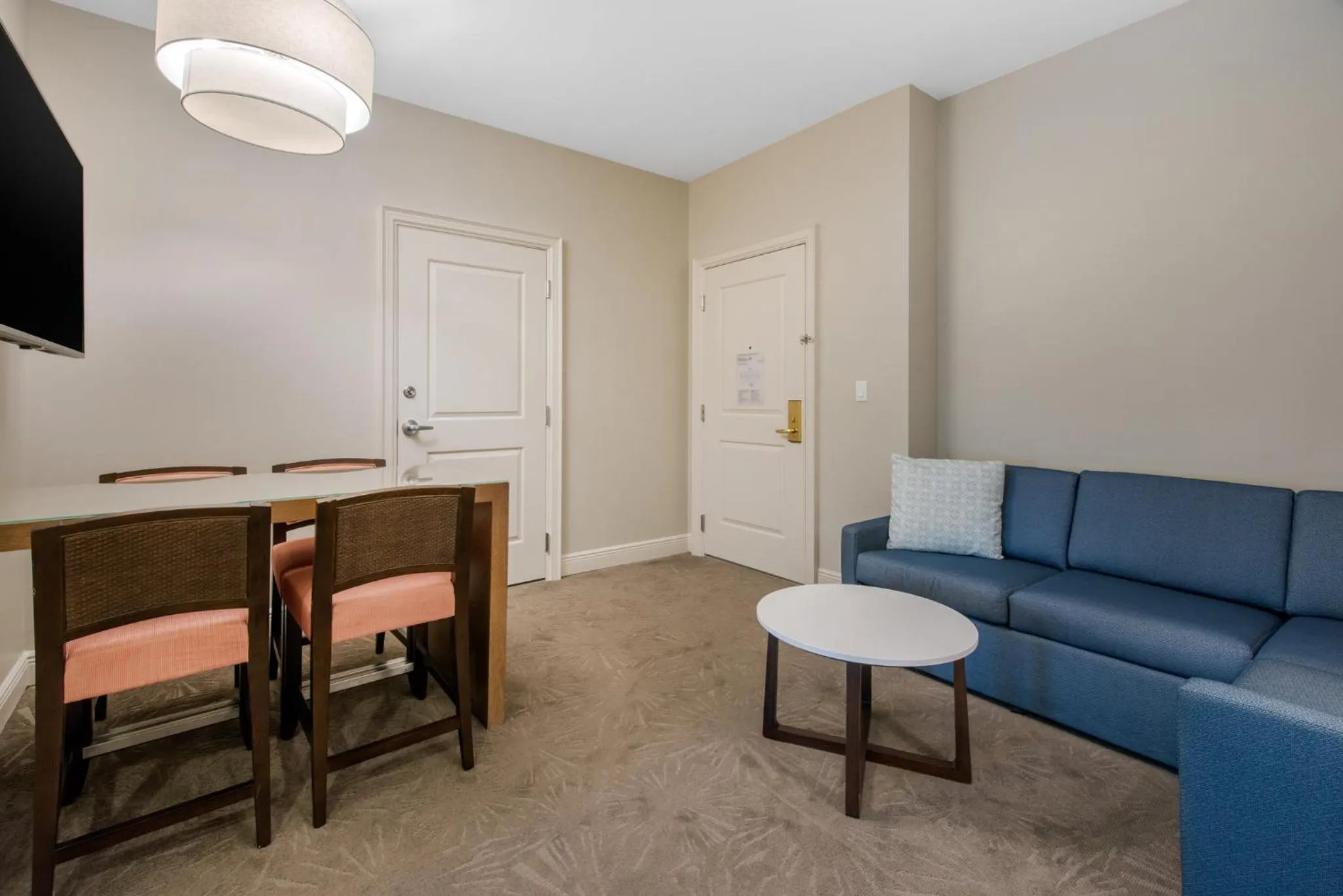 Photo of the whole room in Omni Orlando Resort at Championsgate