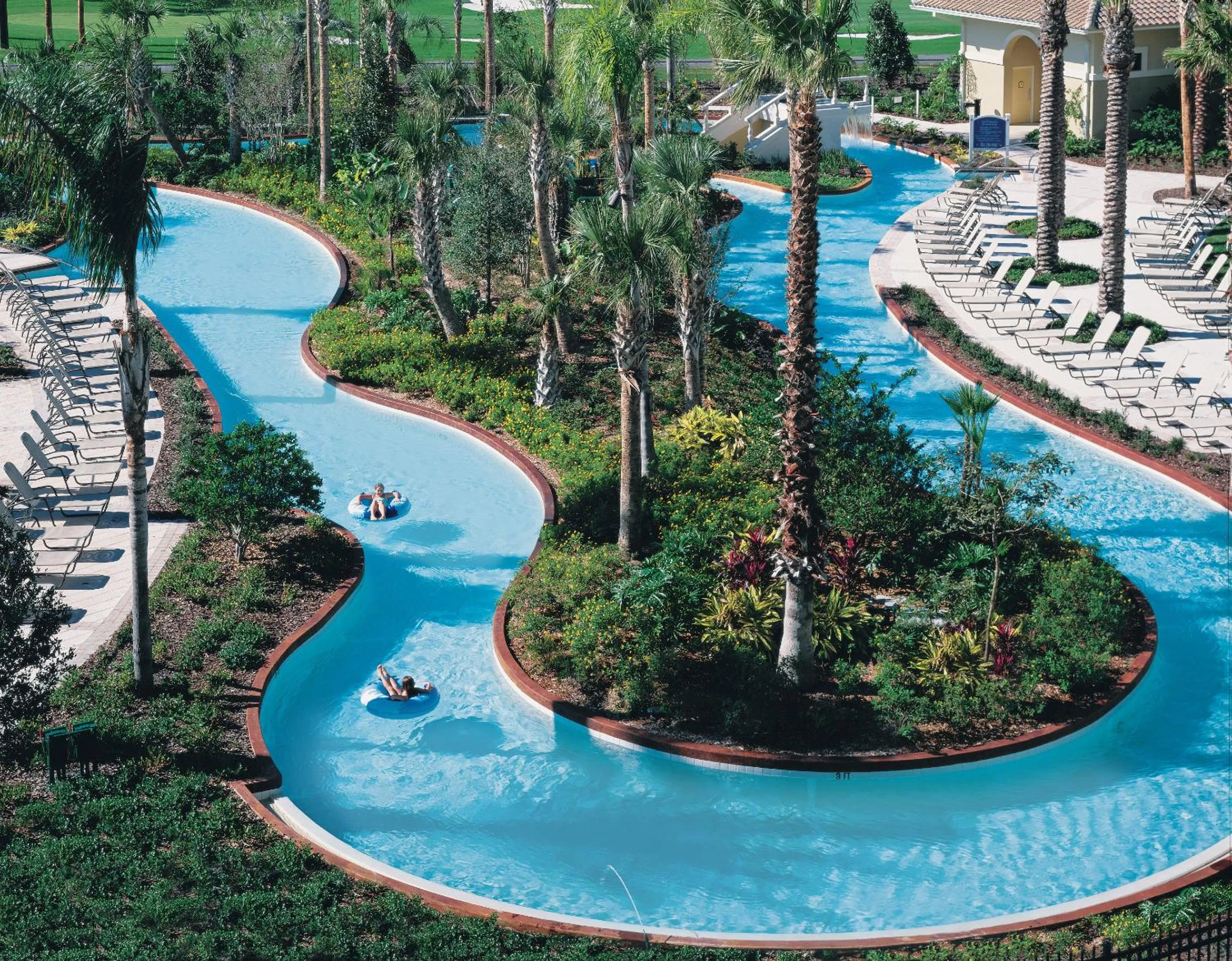 Swimming pool in Omni Orlando Resort at Championsgate