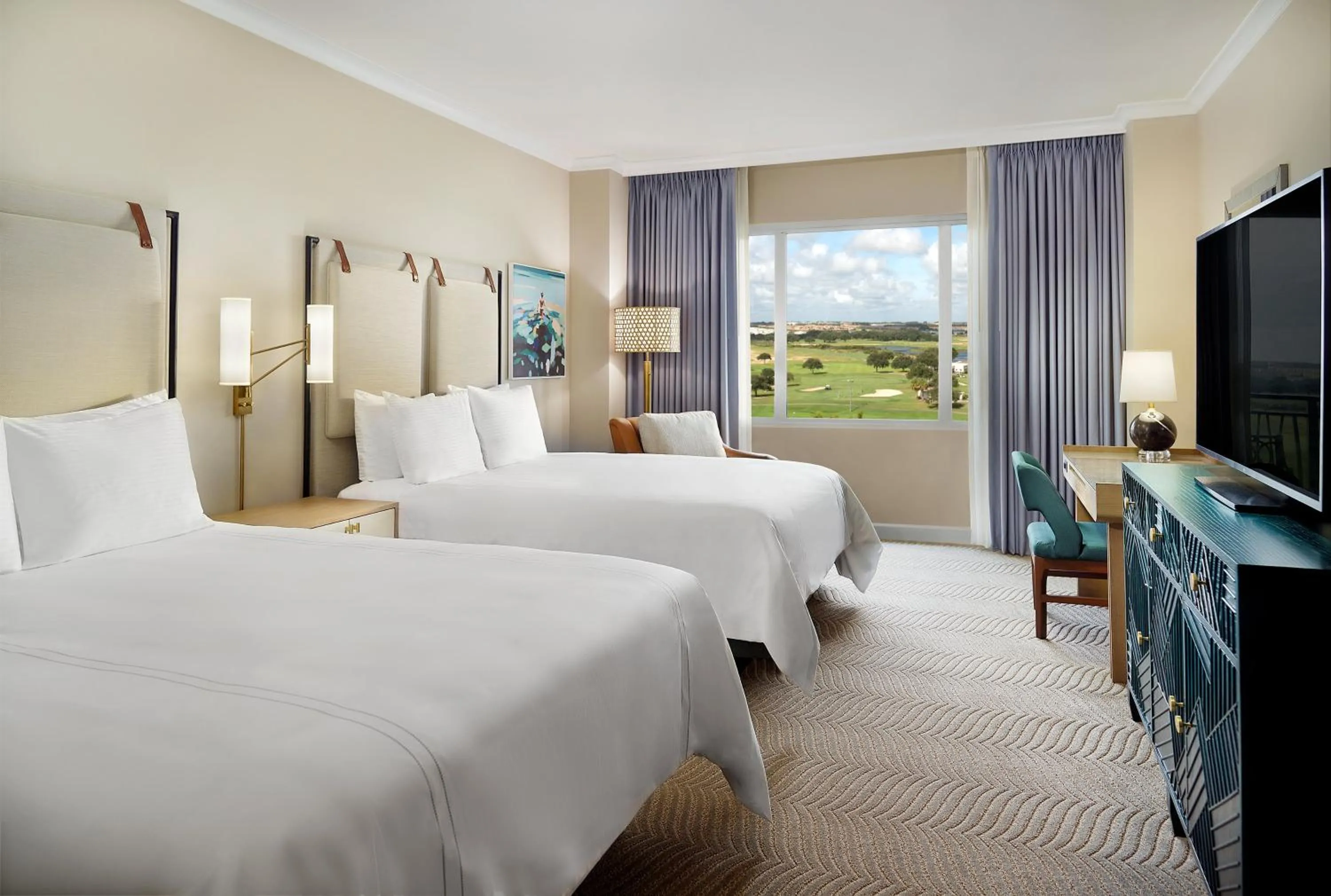 Photo of the whole room, Bed in Omni Orlando Resort at Championsgate