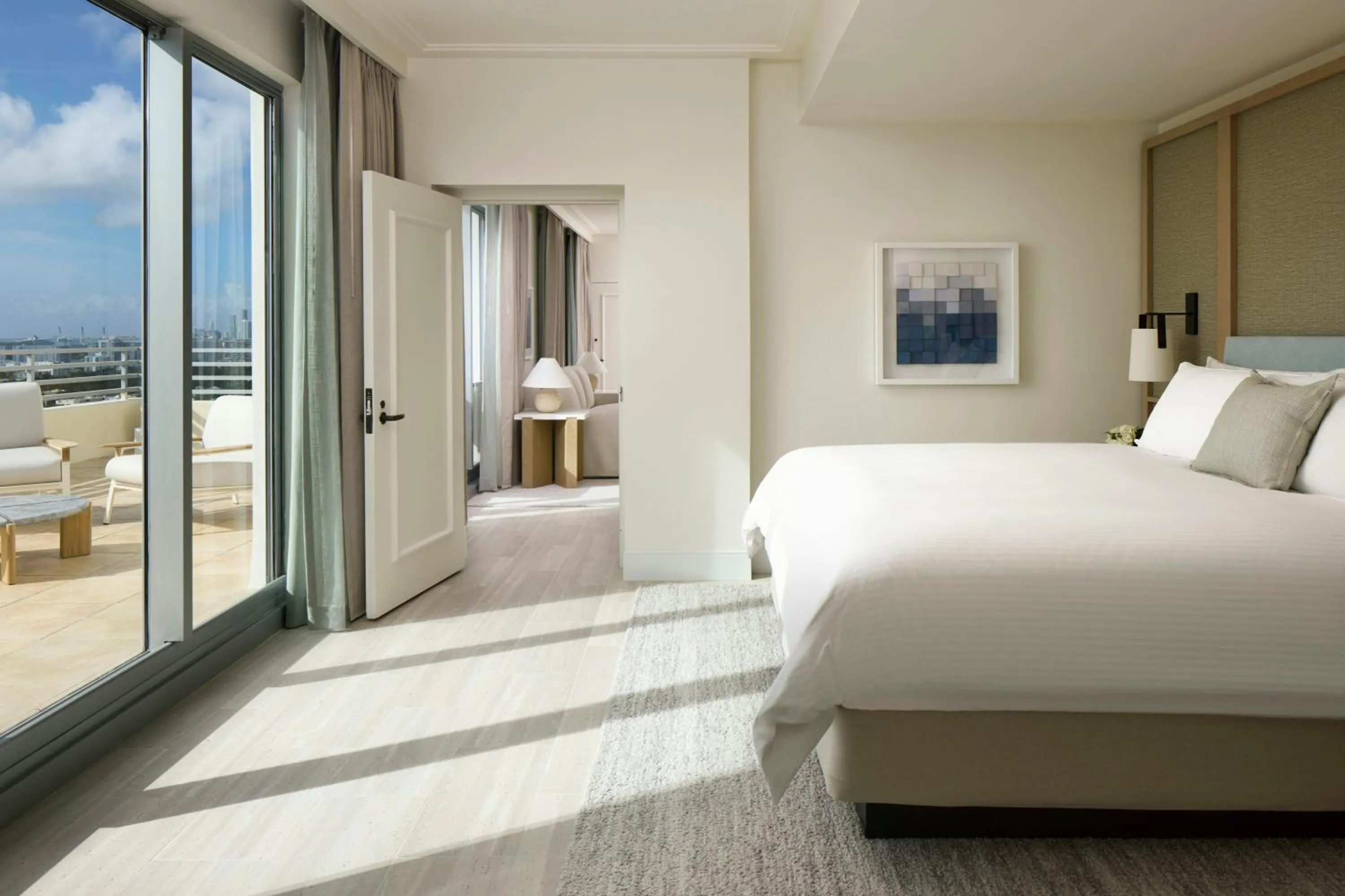 Bedroom, Bed in Loews Miami Beach Hotel