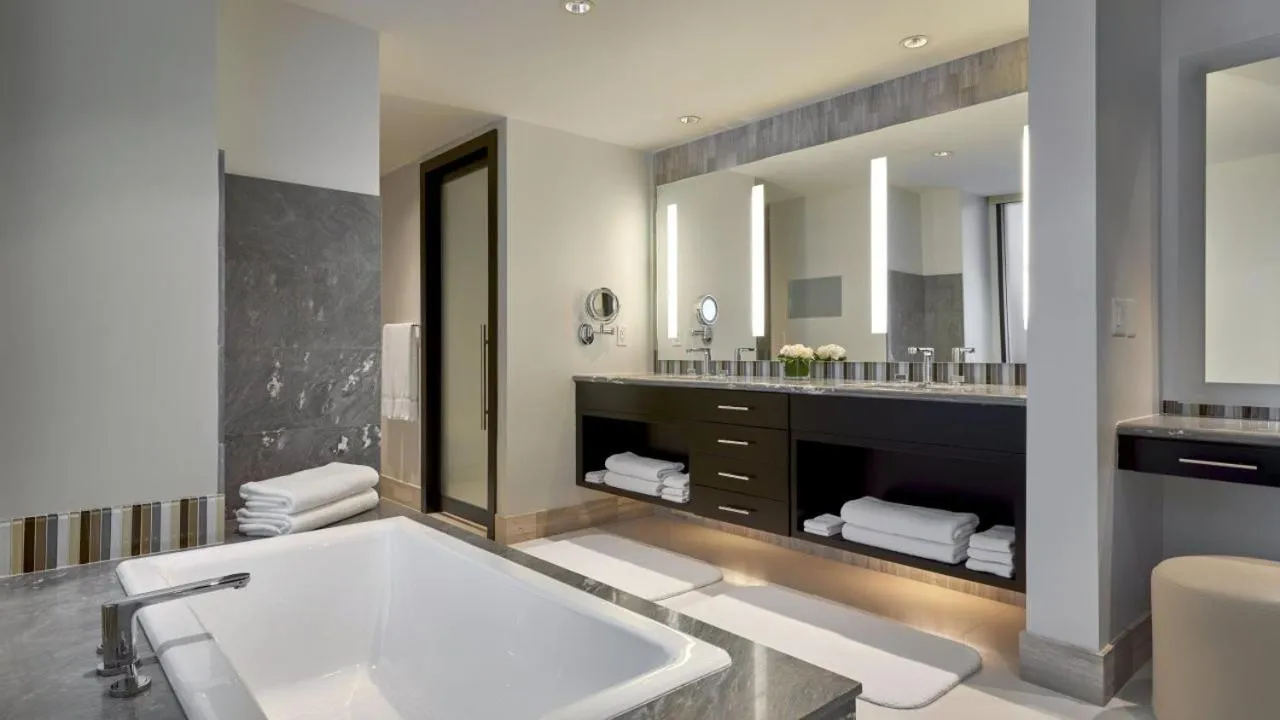 Bathroom in Loews Miami Beach Hotel