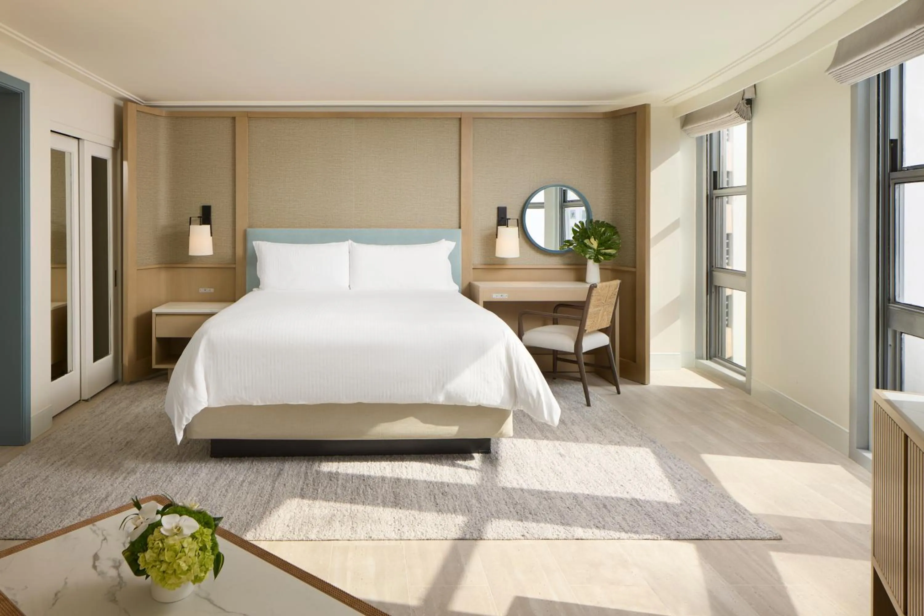 Bedroom, Bed in Loews Miami Beach Hotel