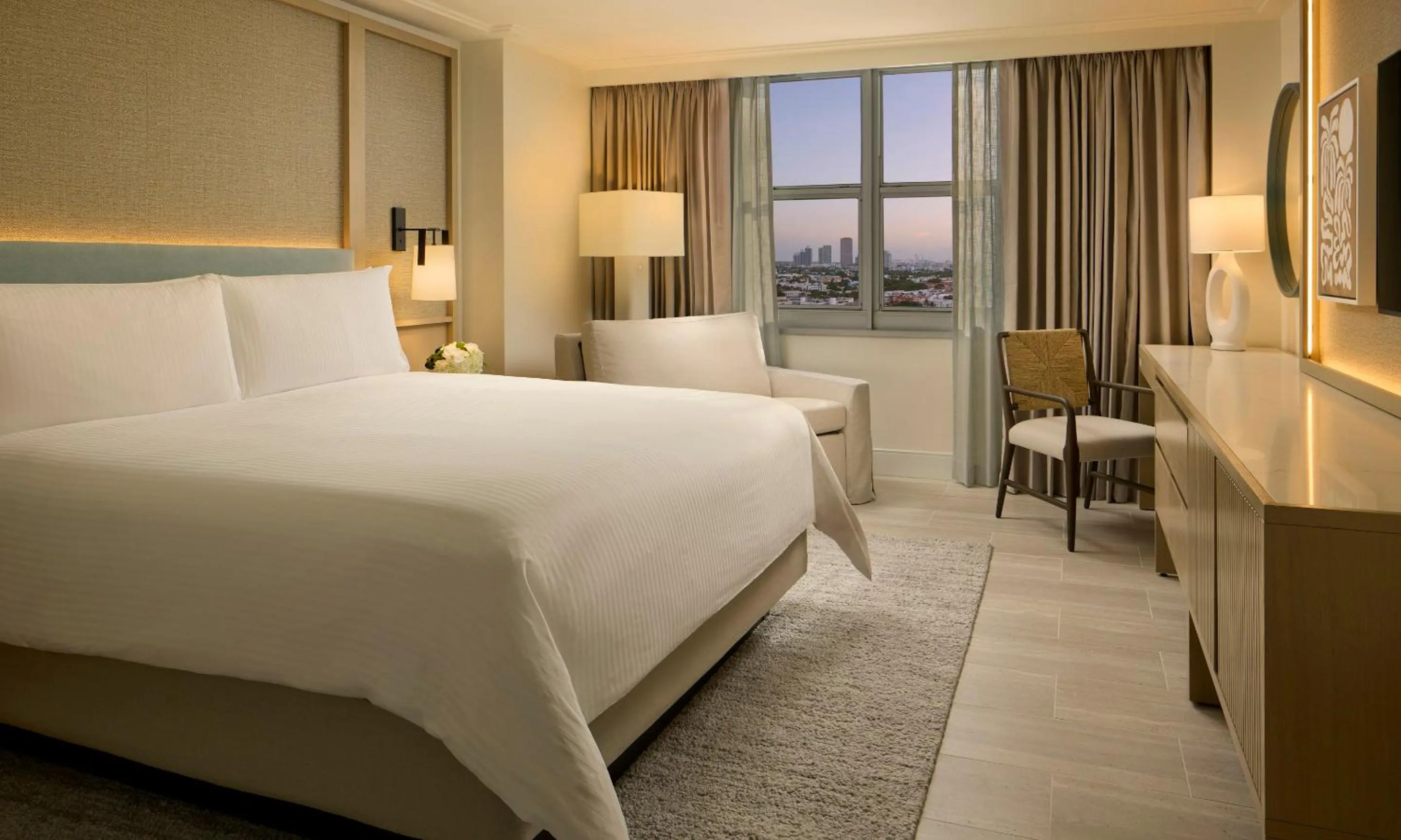 Bed in Loews Miami Beach Hotel