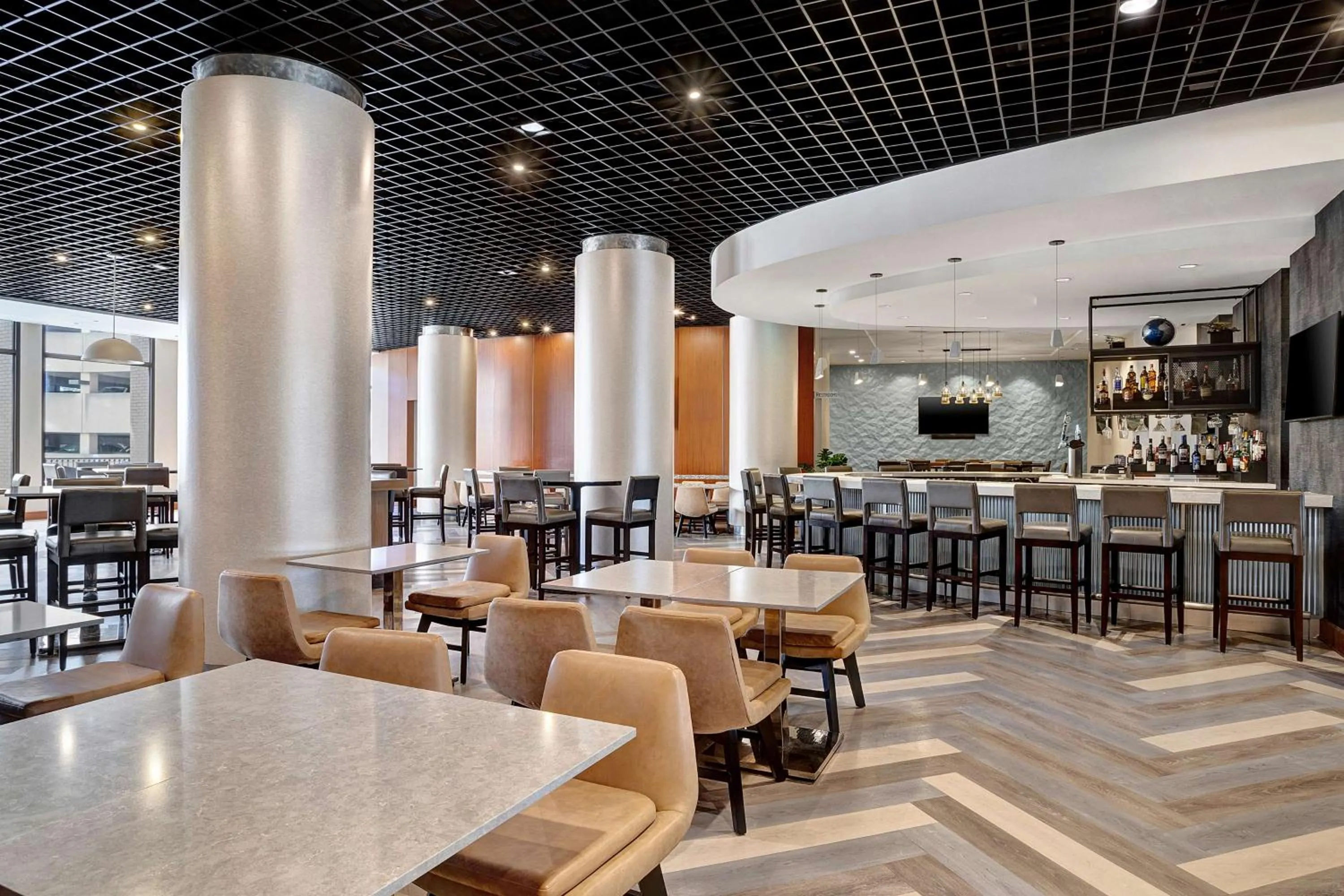 Restaurant/places to eat in Hyatt Regency DFW International Airport