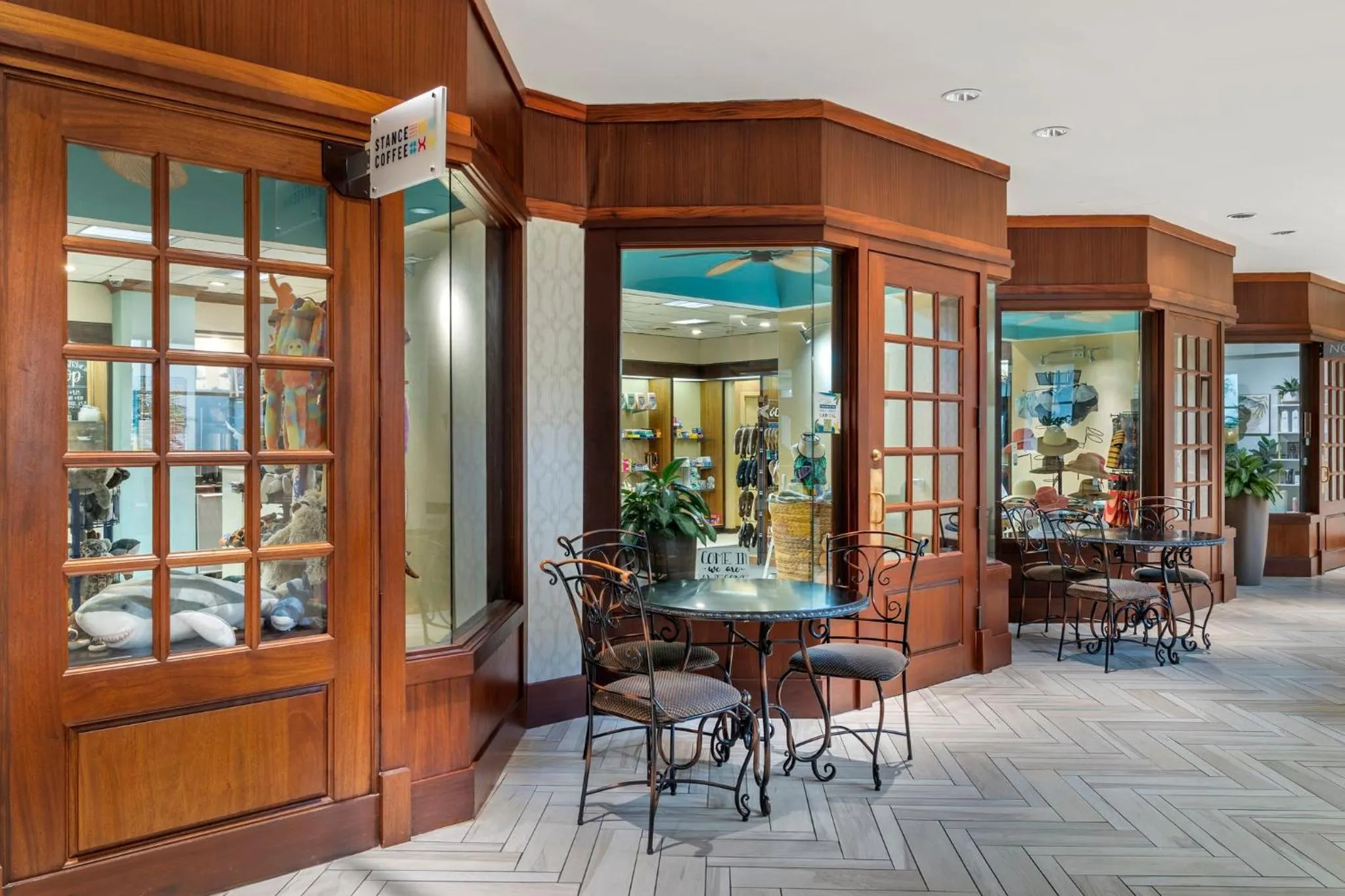 Restaurant/places to eat in Omni Corpus Christi Hotel