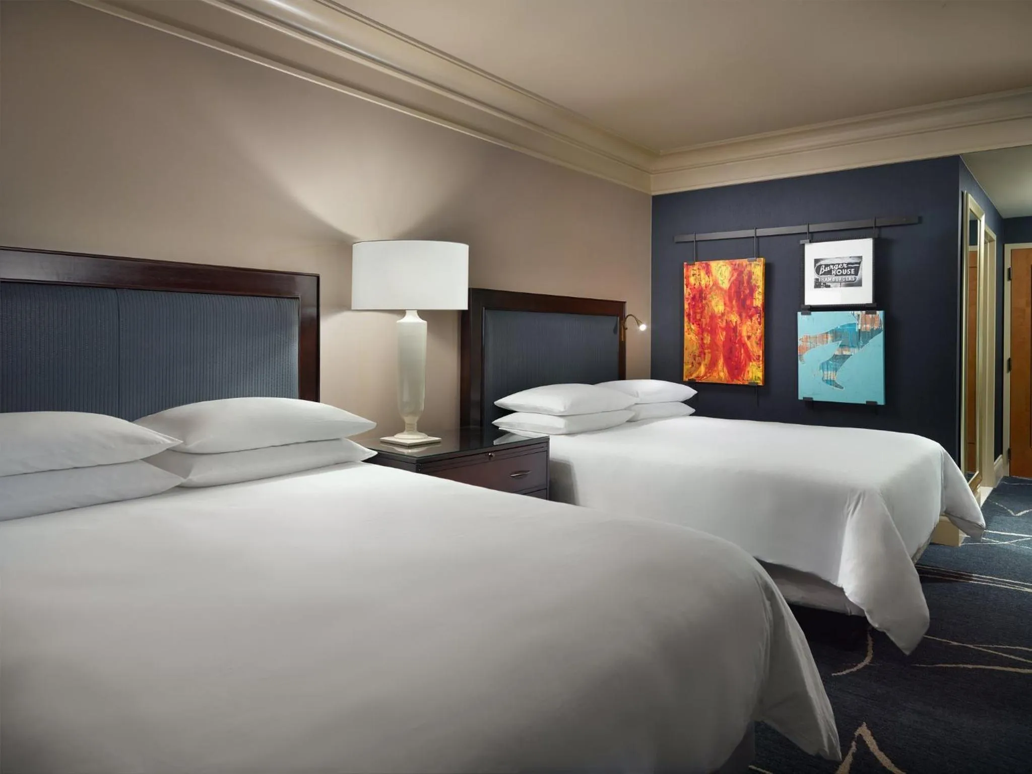 Photo of the whole room, Bed in Omni Dallas Hotel