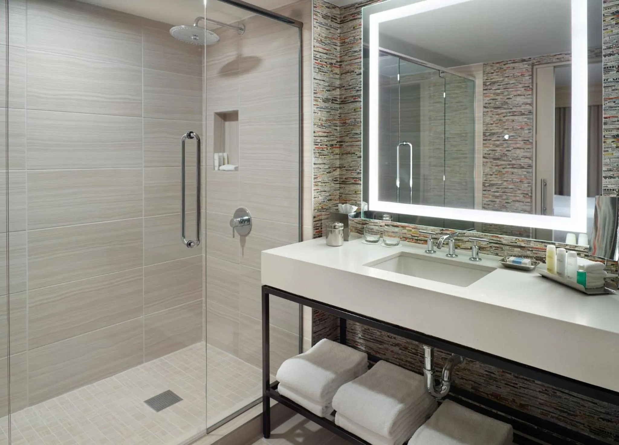 Bathroom in Omni Atlanta Hotel at Centennial Park