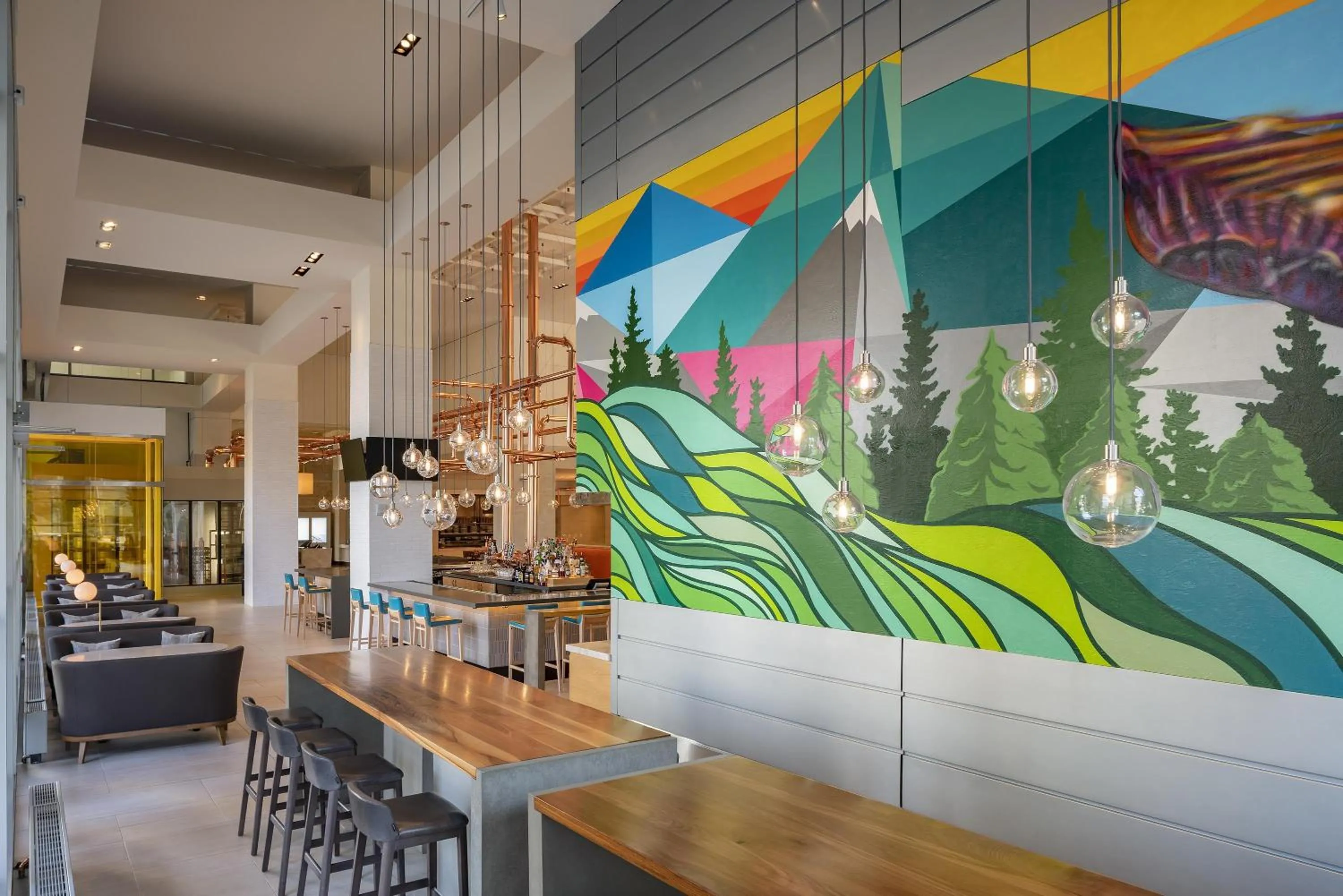 Lounge or bar in Hyatt Regency Denver at Colorado Convention Center