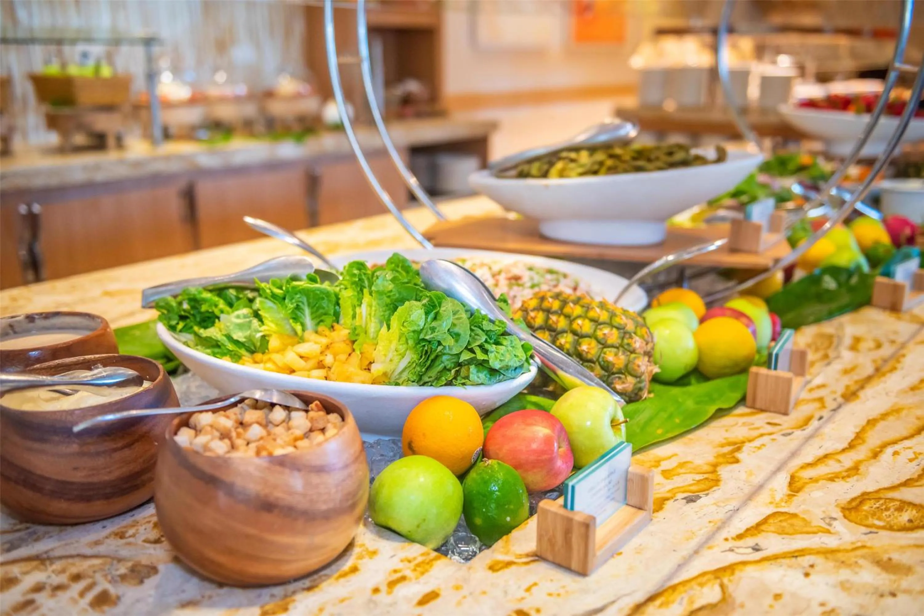 Restaurant/places to eat in Hyatt Regency Waikiki Beach Resort & Spa