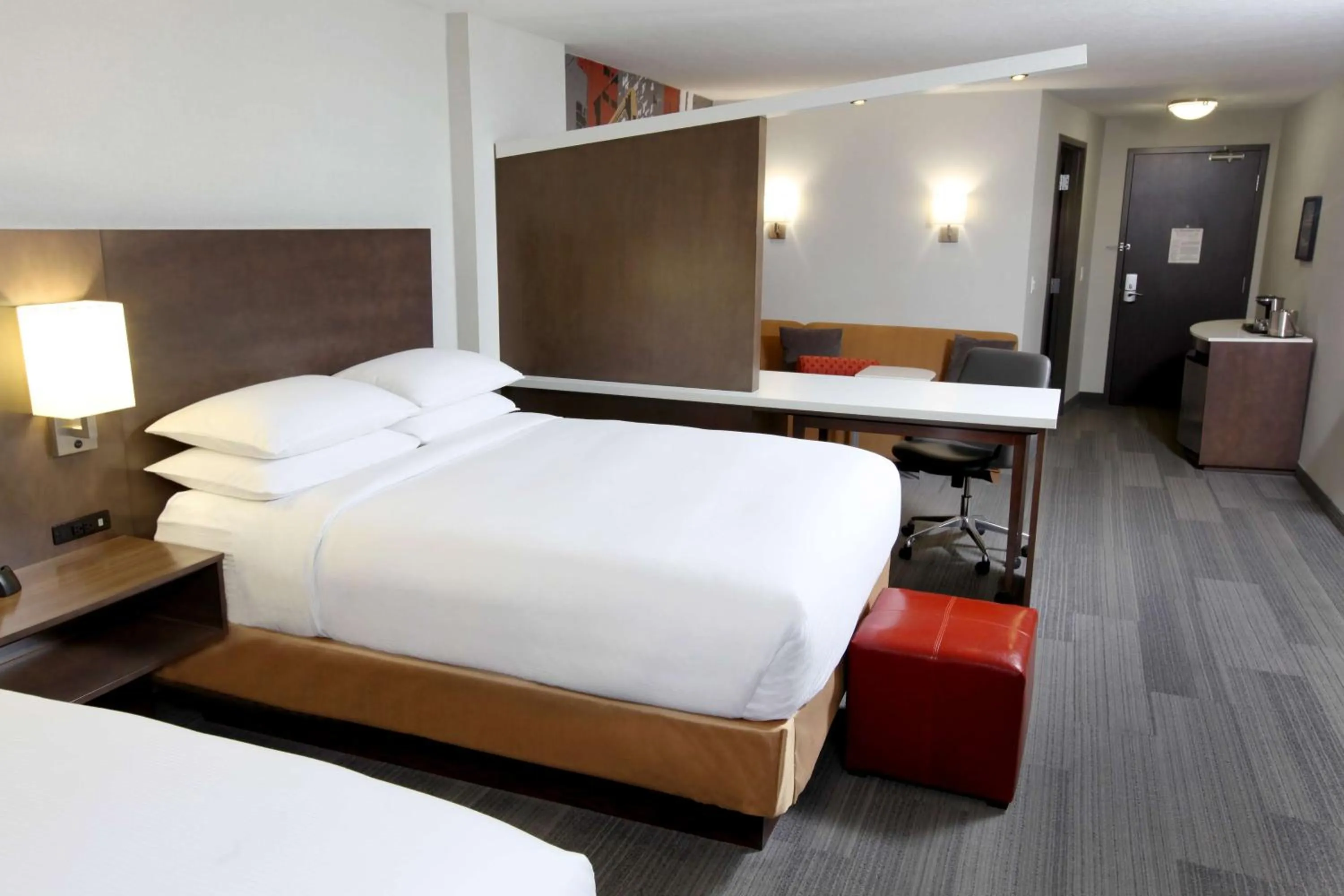 Bedroom, Bed in DoubleTree by Hilton West Fargo Sanford Medical Center Area