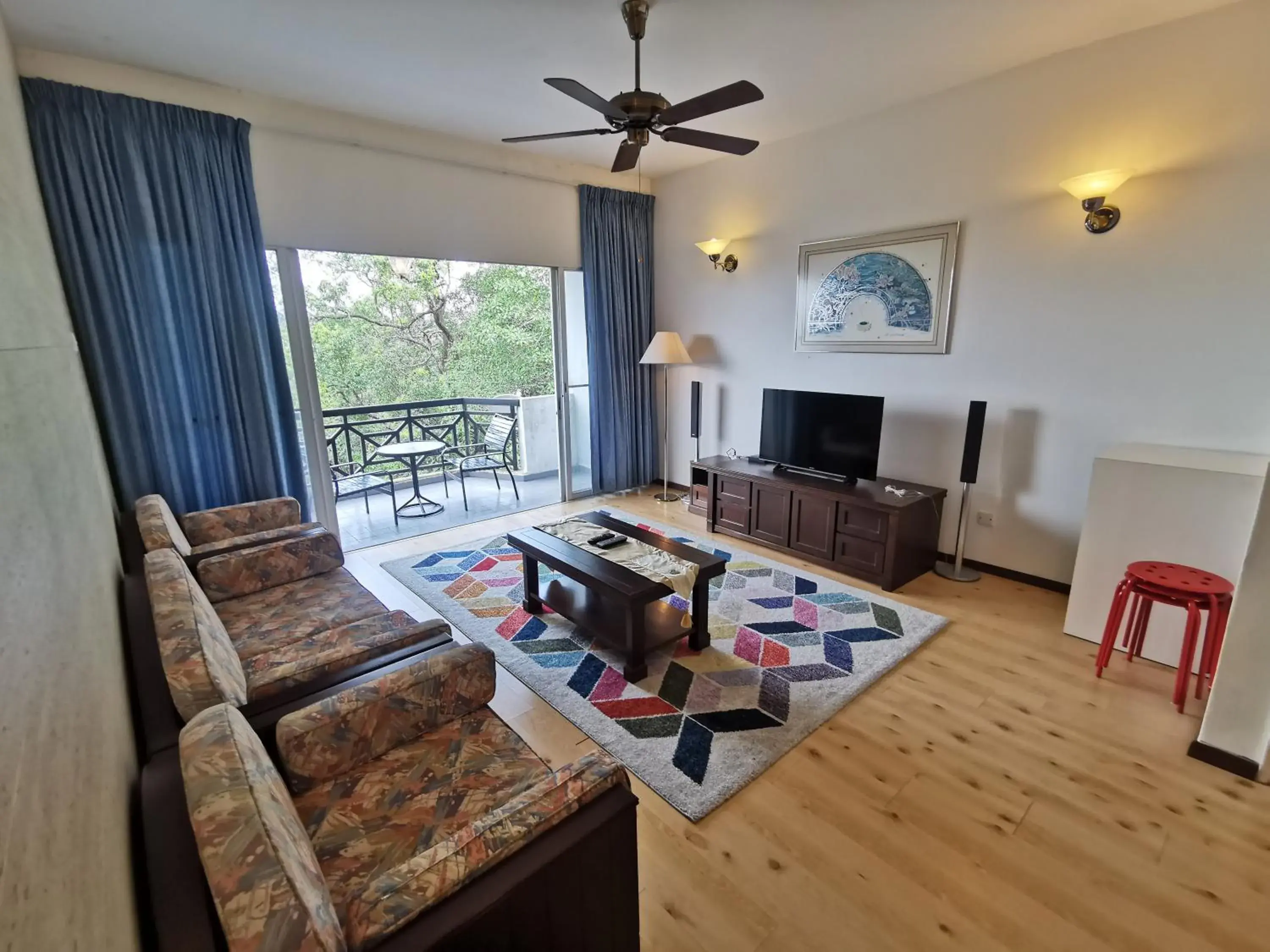 Little England B8 Little England B8