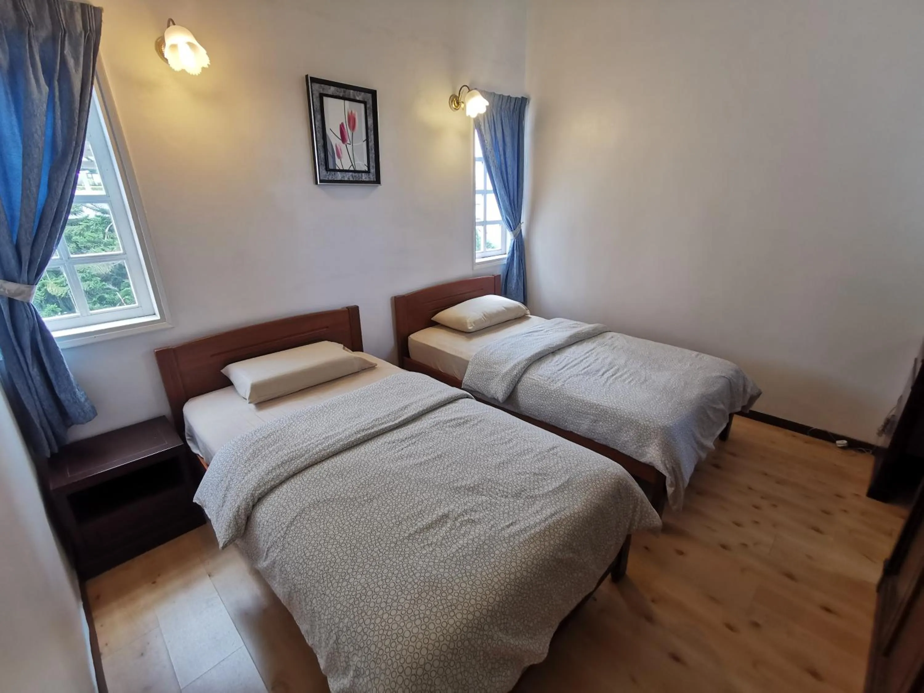 Bedroom, Bed in Little England B8