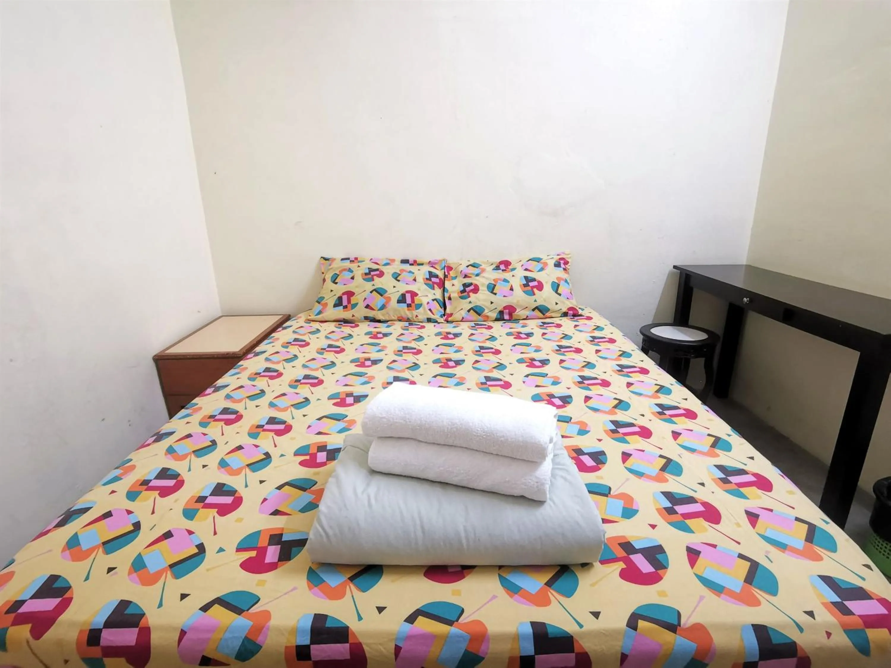 Bedroom, Bed in Star Lodge