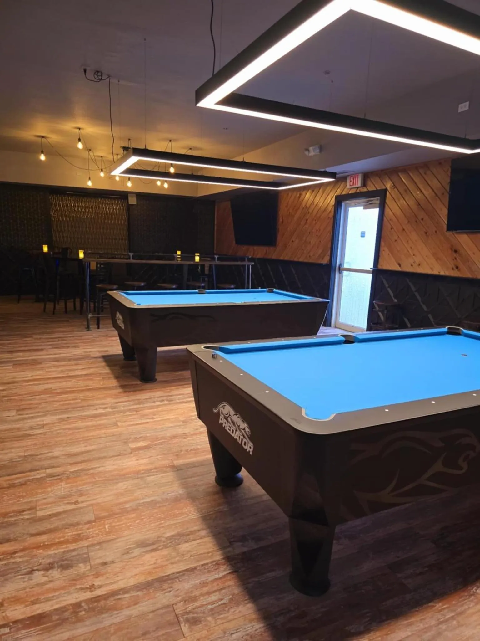 Lounge or bar in Boarders Inn & Suites by Cobblestone Hotels - Brush