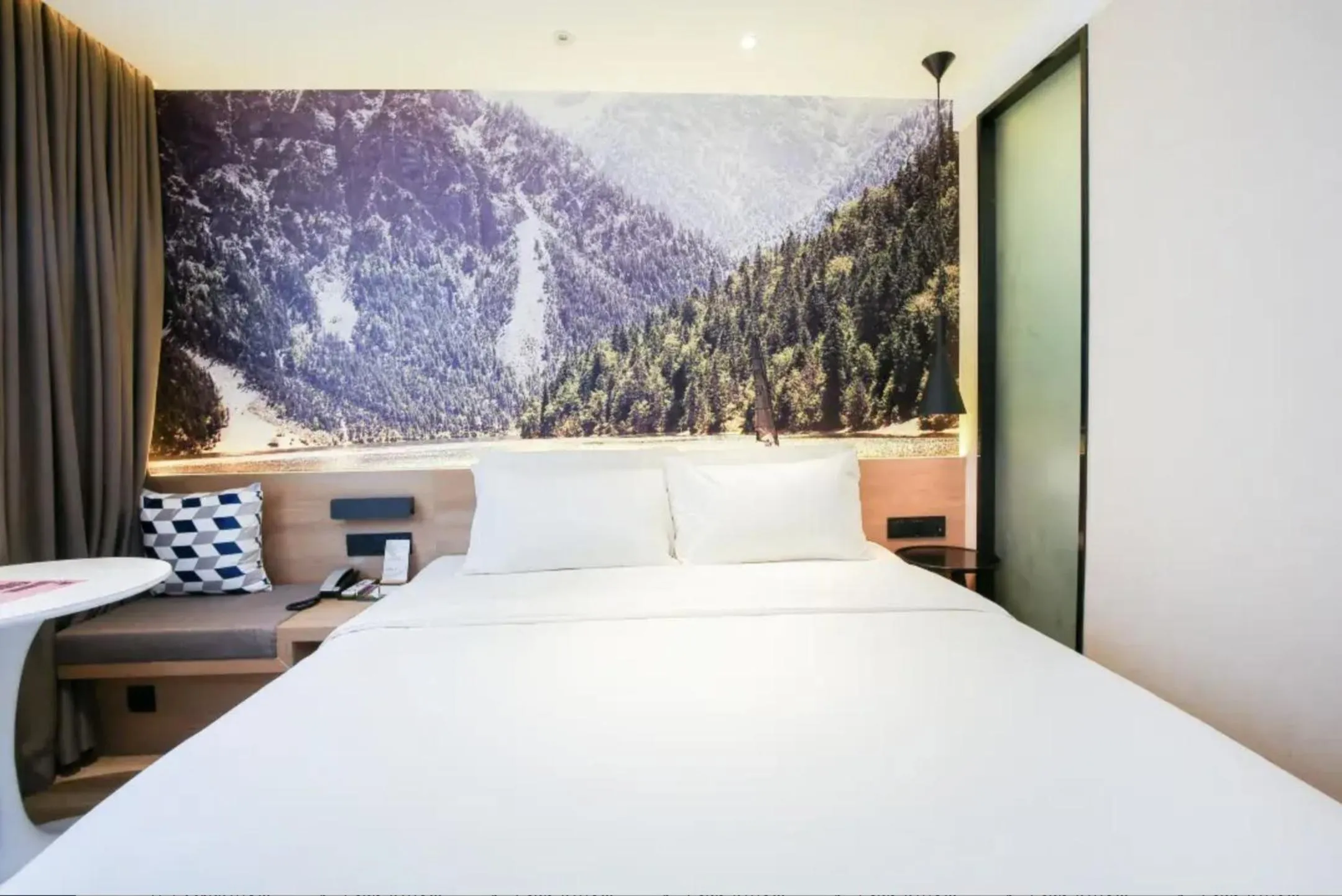 Bed in Atour Light Xiamen Railway Station