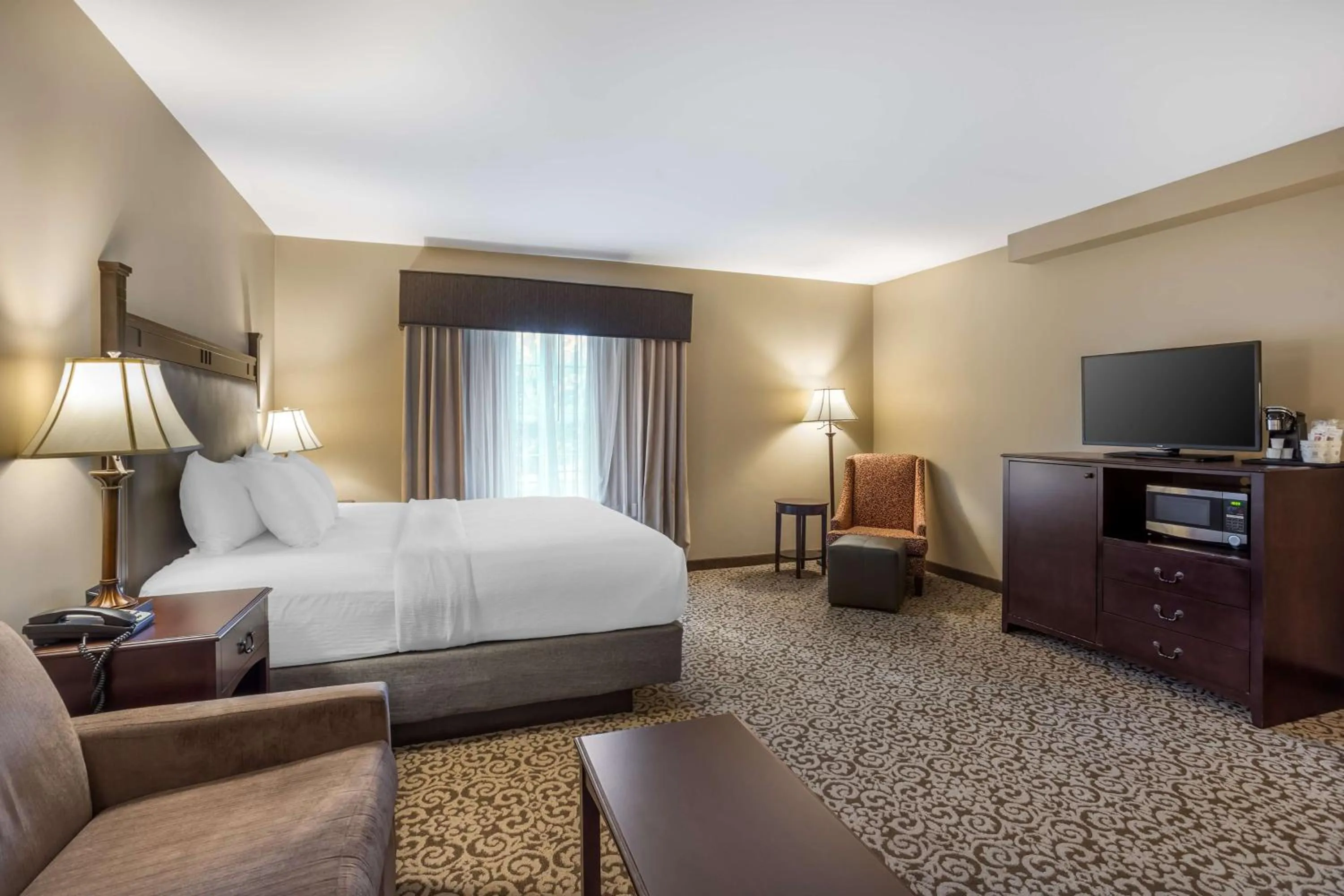 Bedroom, Bed in Best Western Plus Intercourse Village Inn