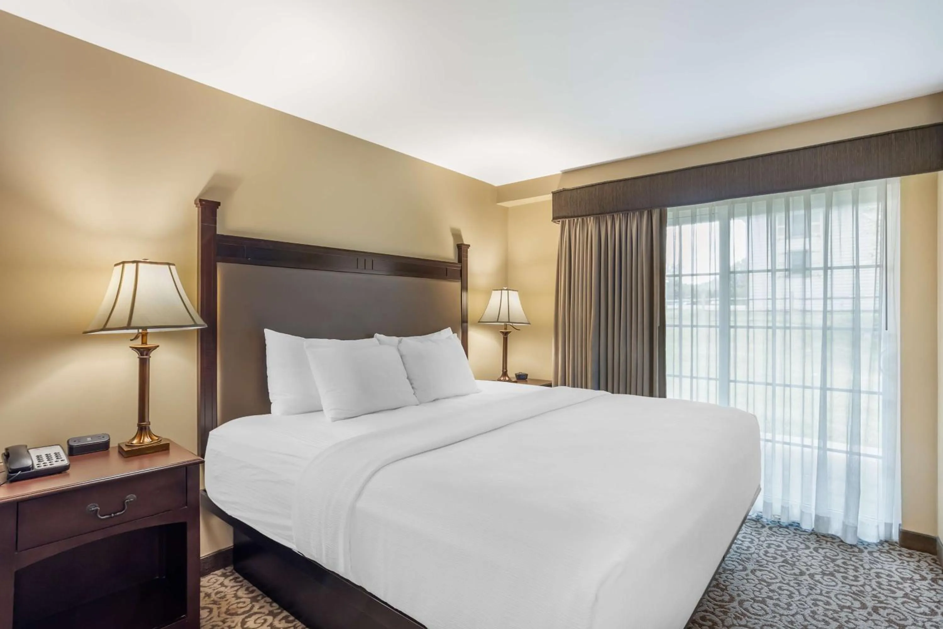 Bedroom, Bed in Best Western Plus Intercourse Village Inn