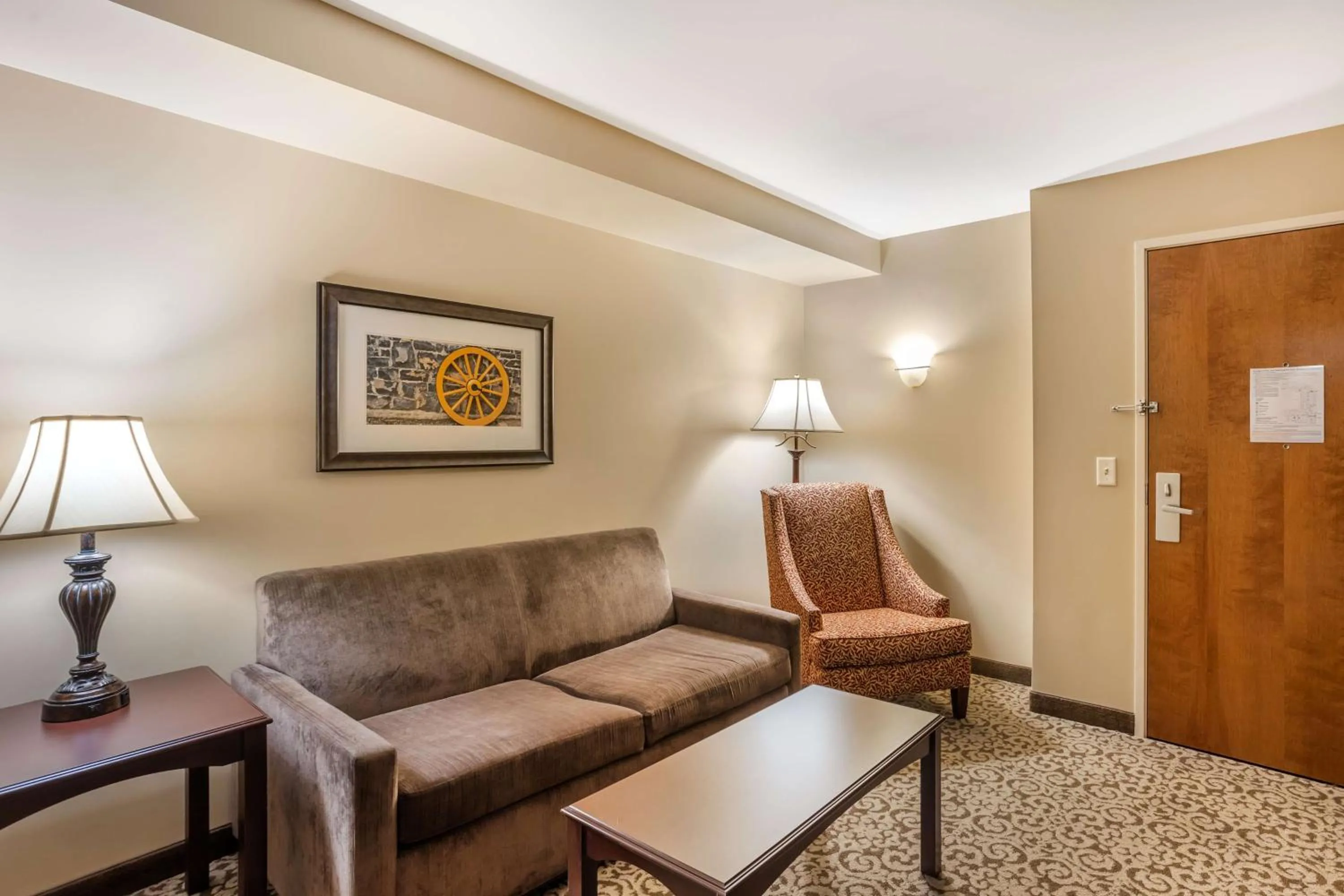 Bedroom in Best Western Plus Intercourse Village Inn