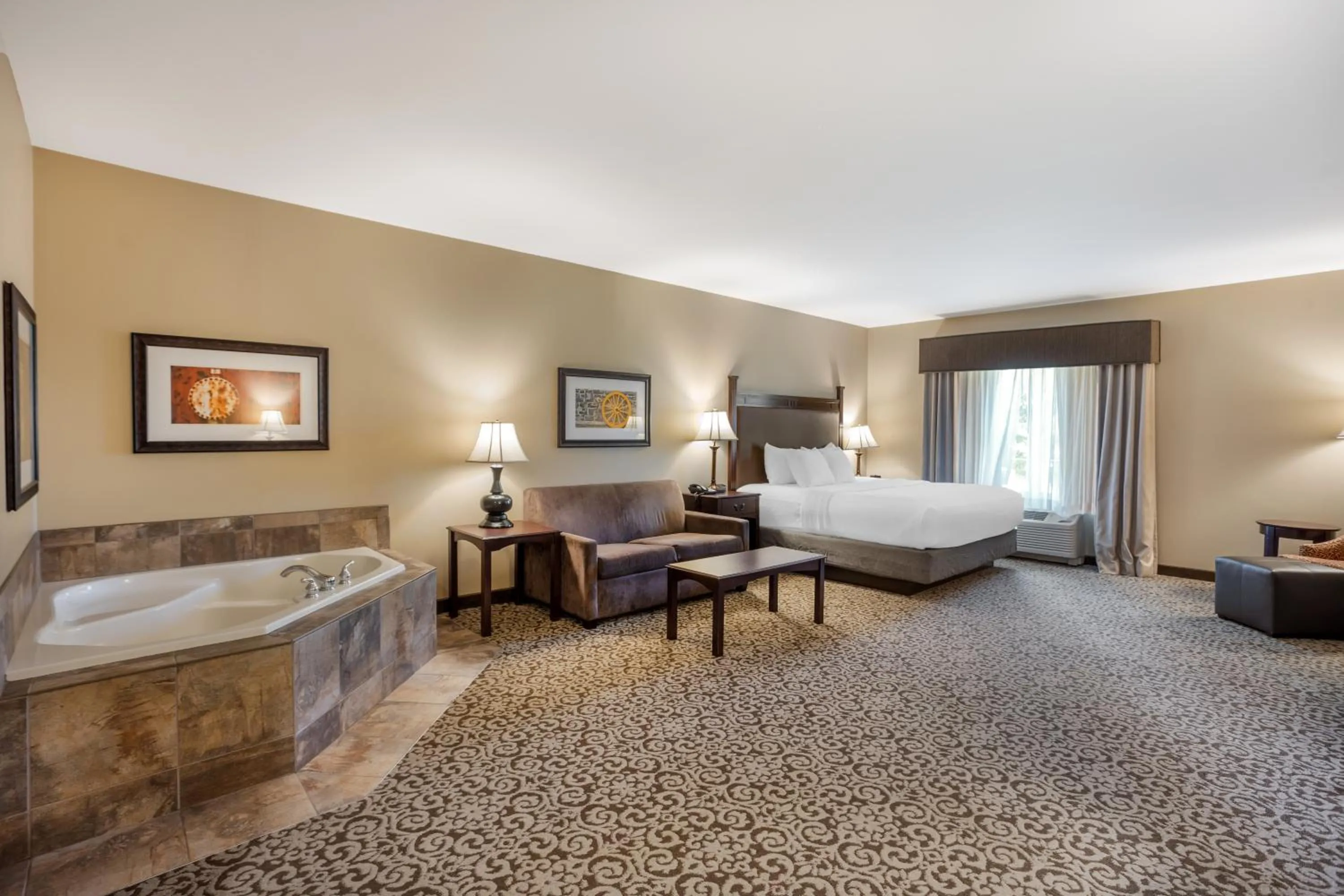 View (from property/room), Bed in Best Western Plus Intercourse Village Inn