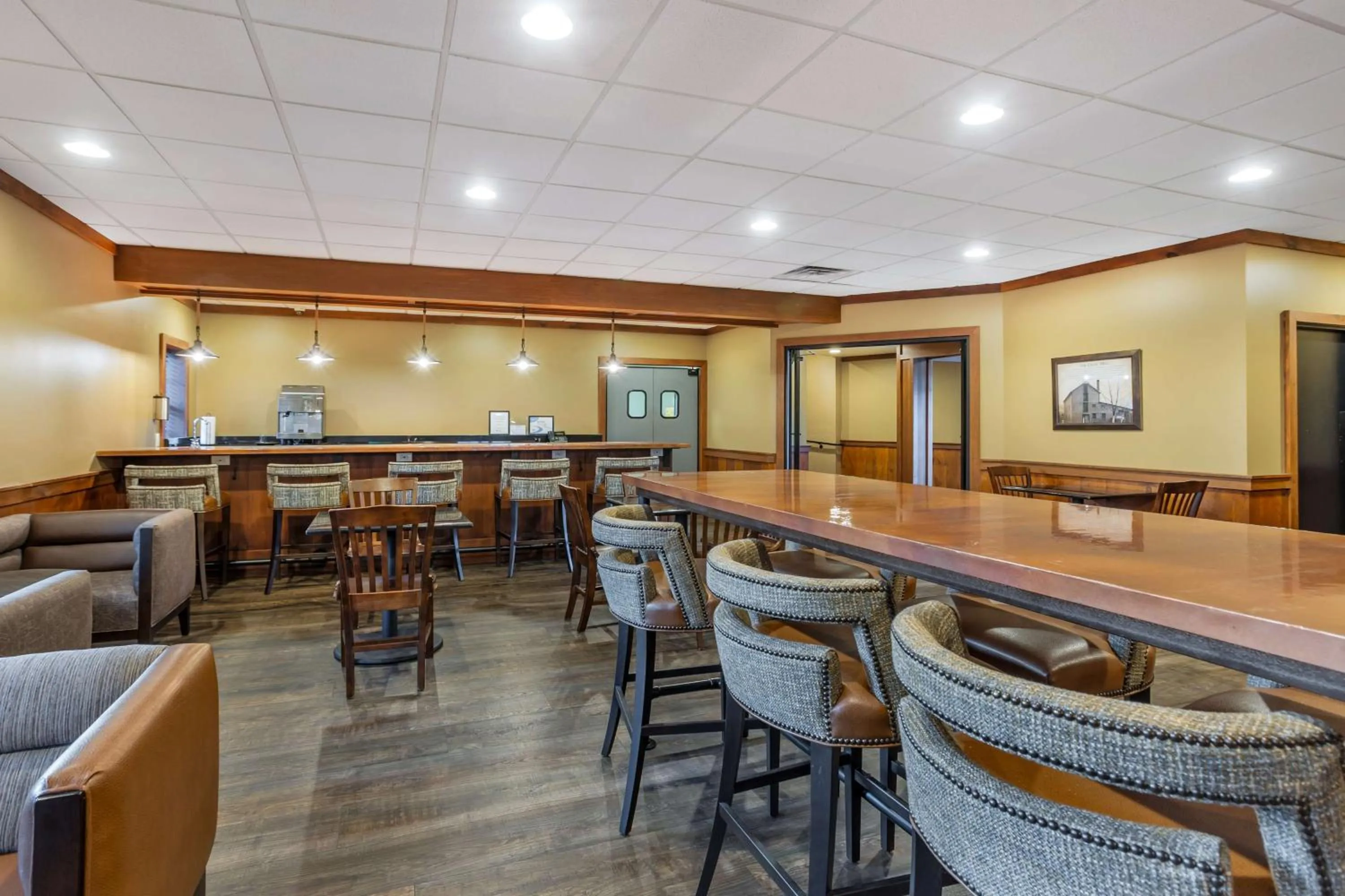 Breakfast in Best Western Plus Intercourse Village Inn