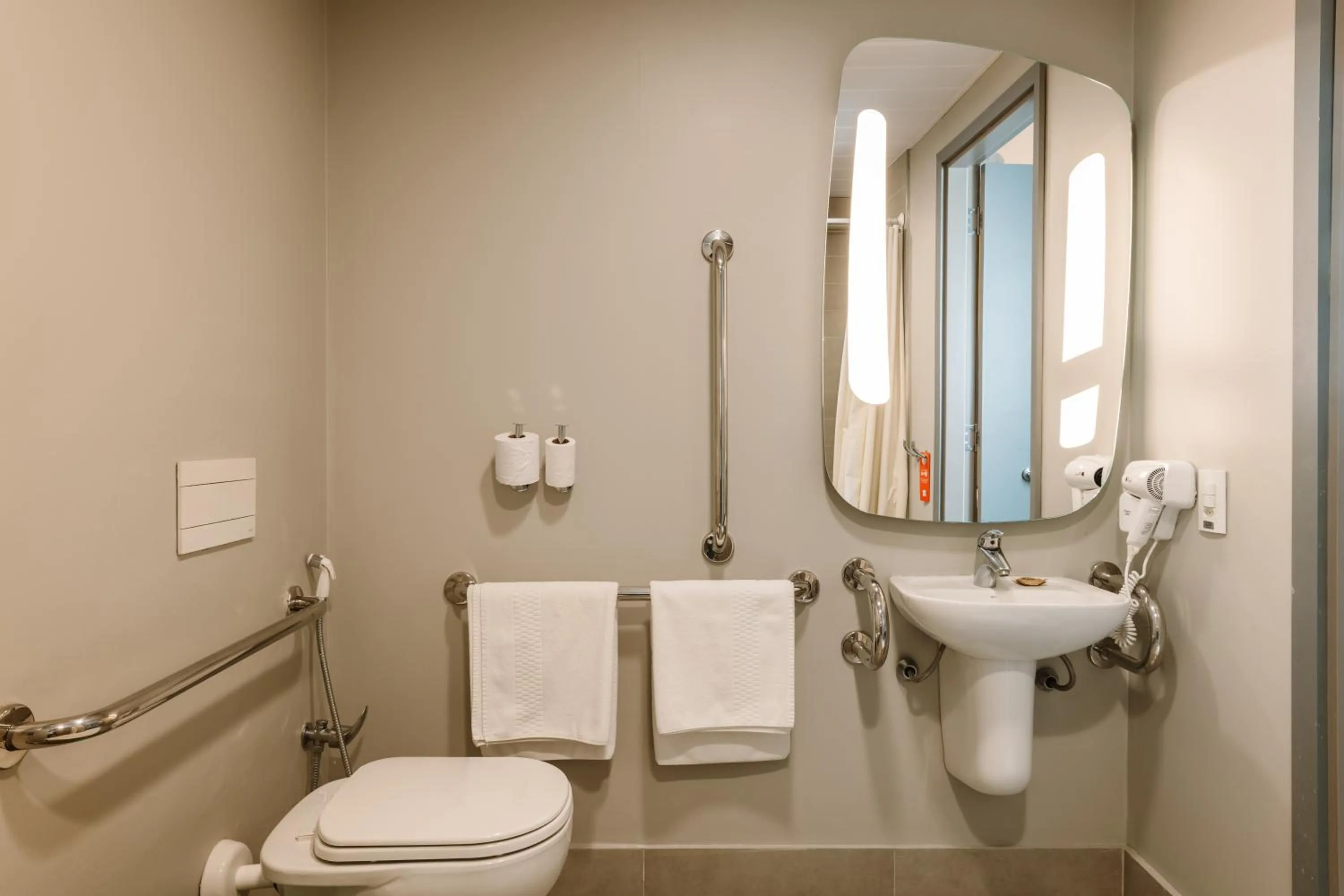 Bathroom in ibis Juazeiro do Norte