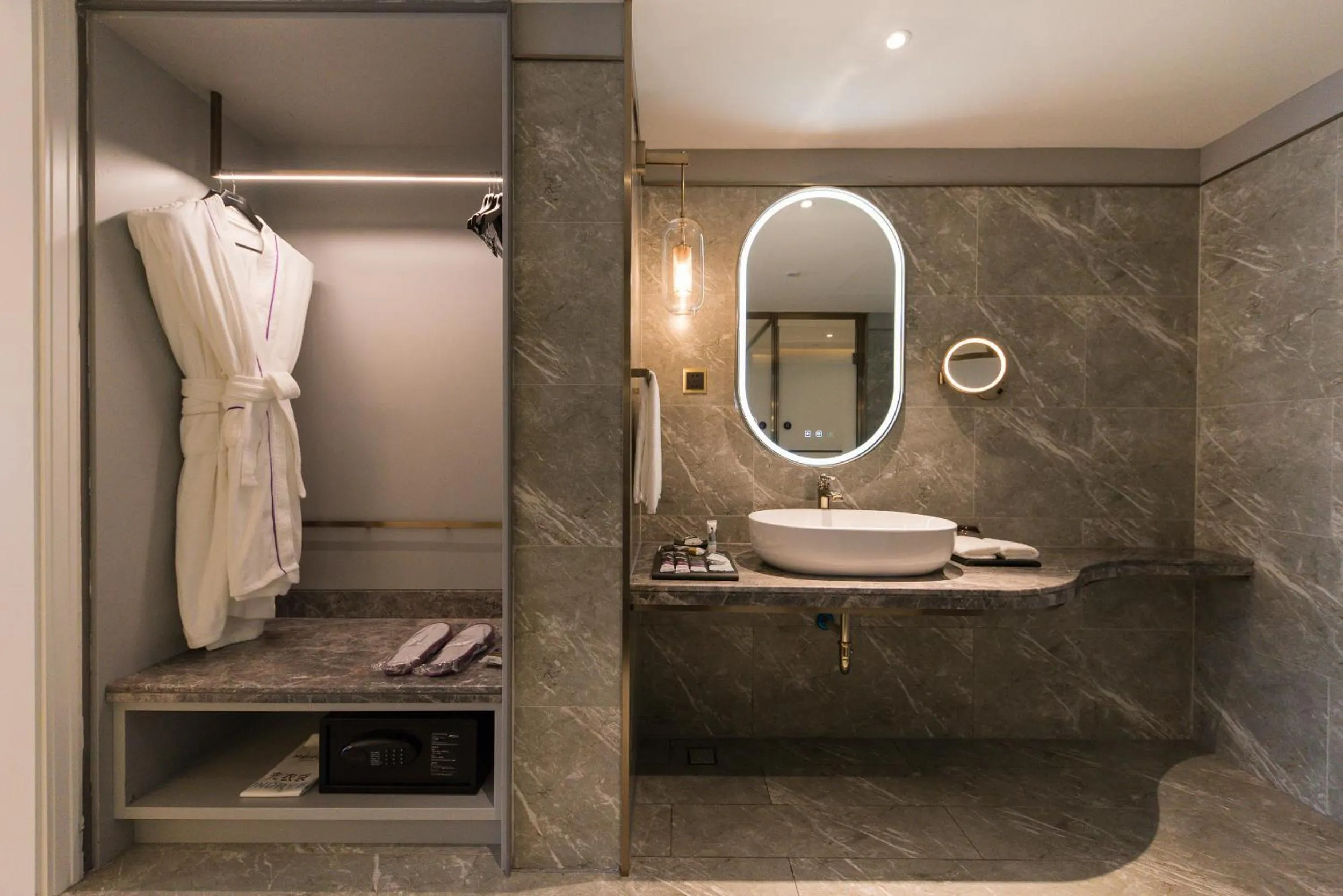 towels in Mercure Xi'an Downtown