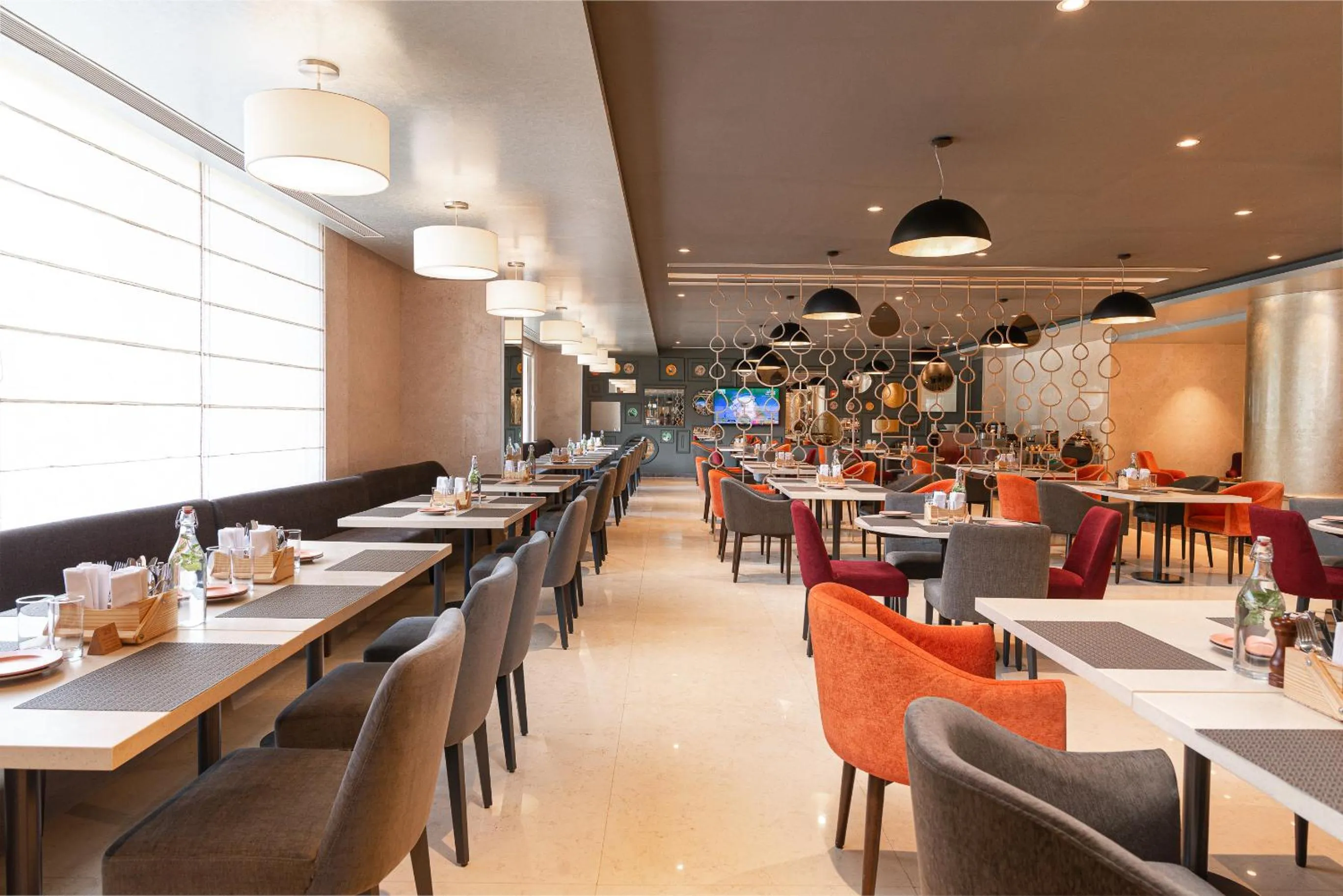 Restaurant/places to eat in Grand Mercure Bengaluru at Gopalan Mall - An Accor Brand