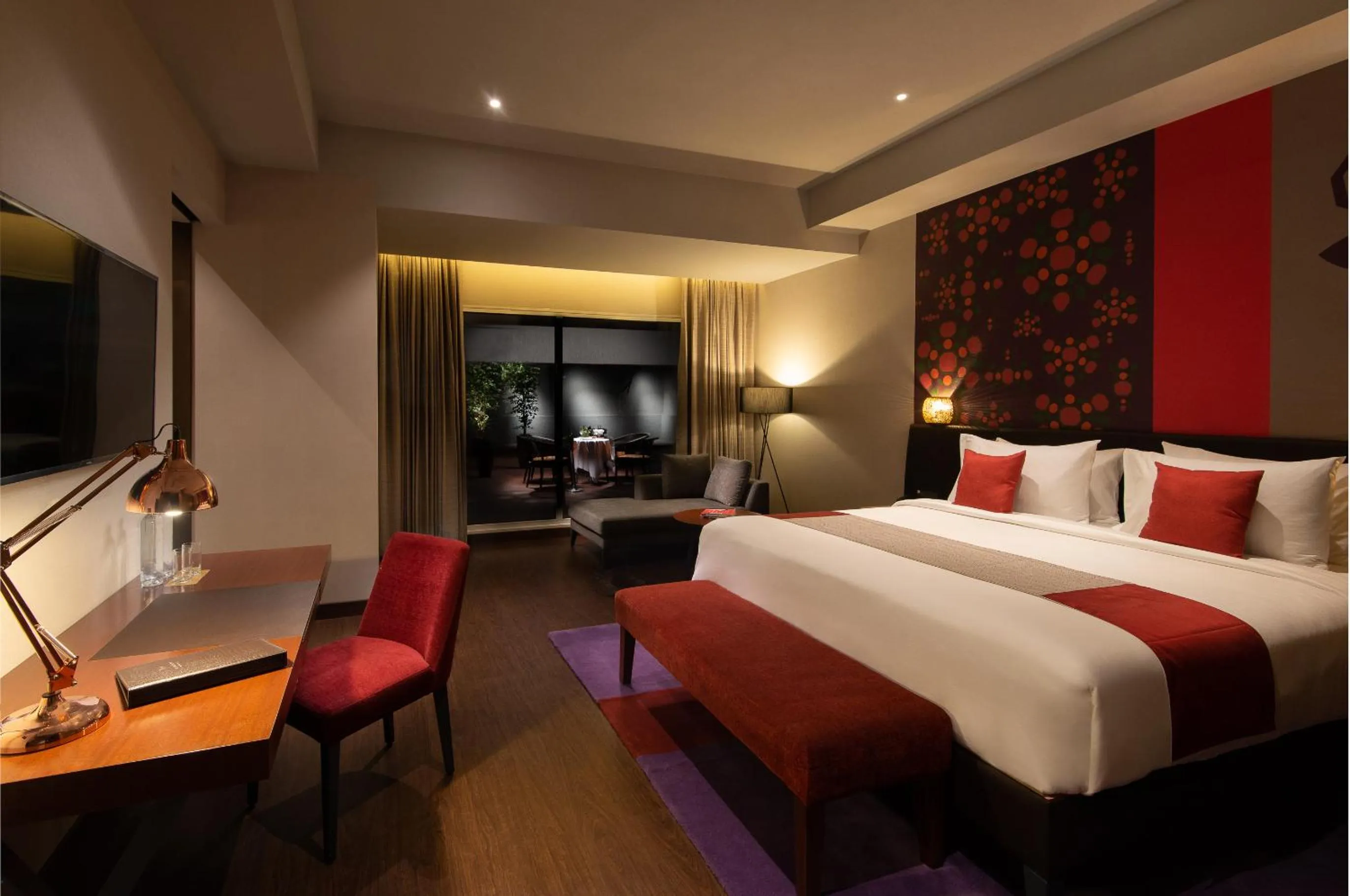 Photo of the whole room, Bed in Grand Mercure Bengaluru at Gopalan Mall - An Accor Brand