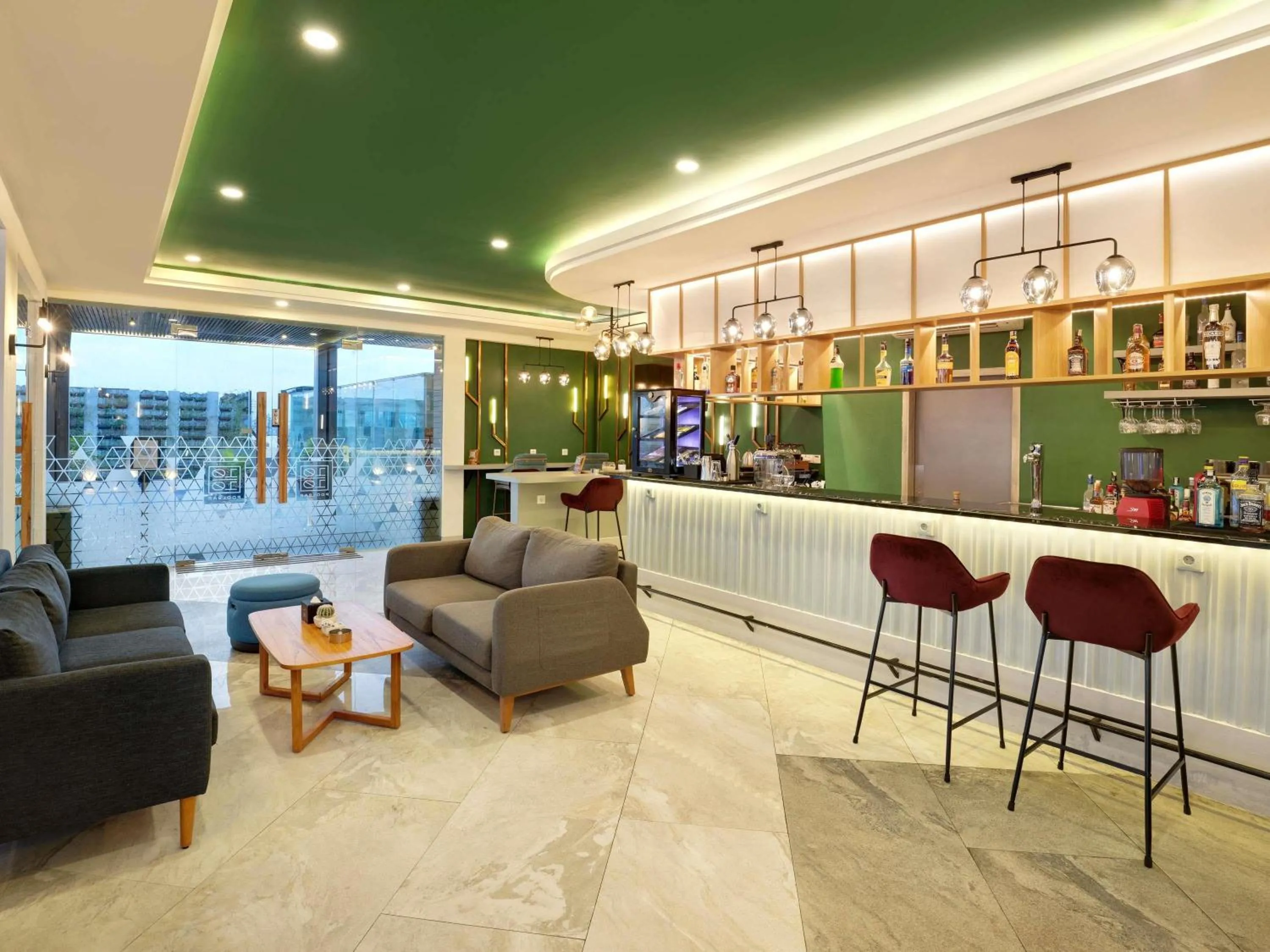 Lounge or bar in Novotel Suites Yogyakarta Malioboro