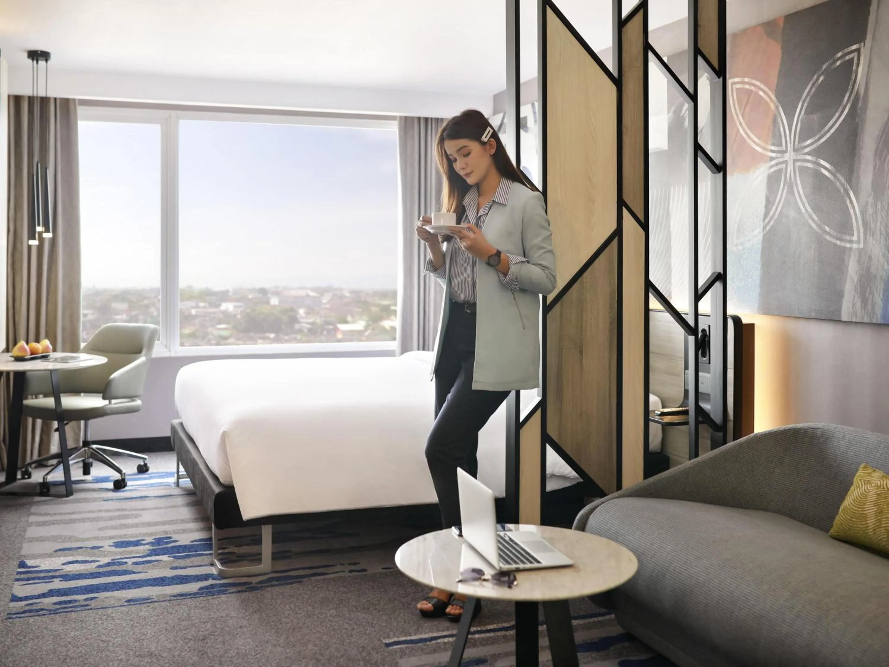 Bedroom, Bed in Novotel Suites Yogyakarta Malioboro